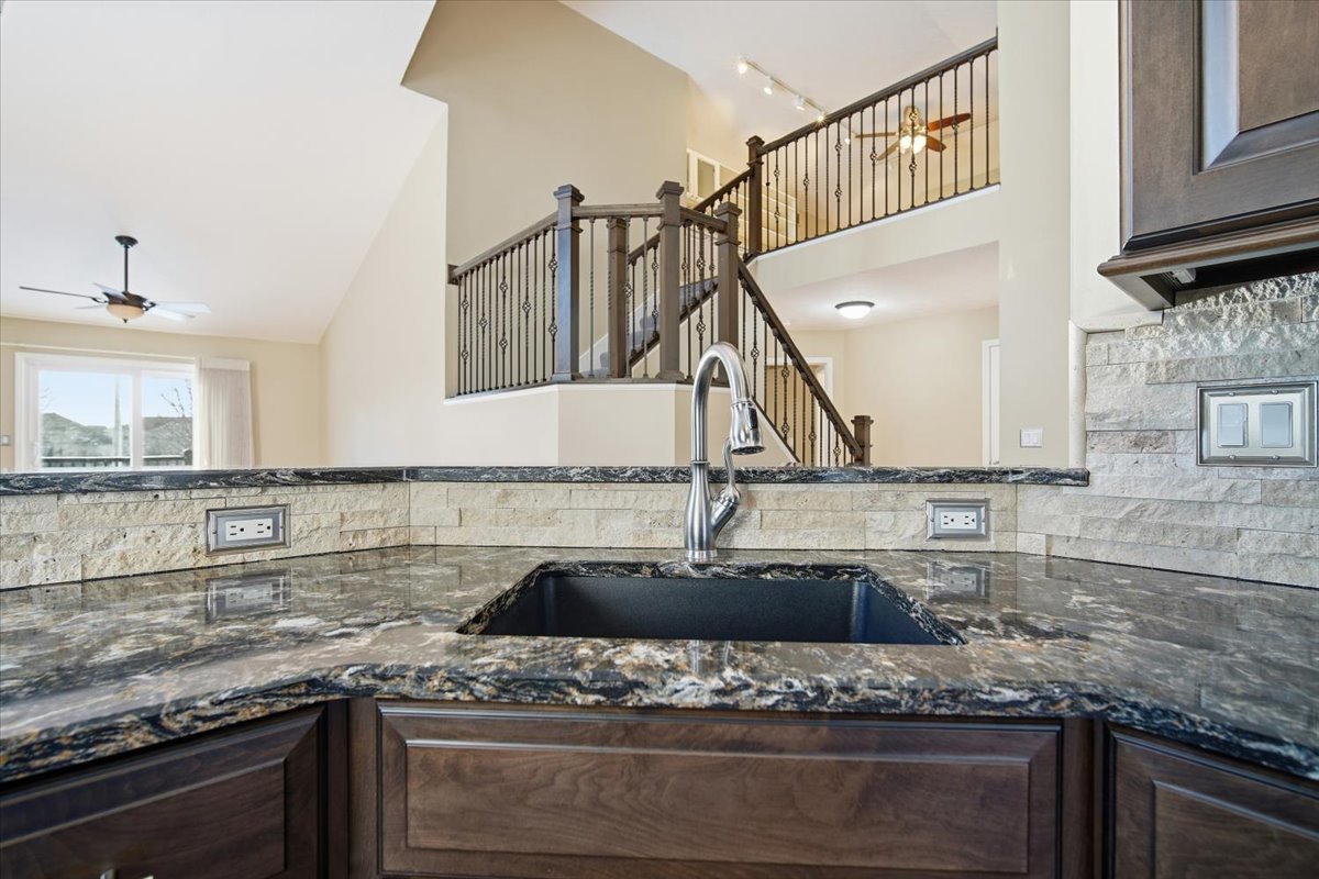 11 Spruce Court, Bloomington, IL 61704