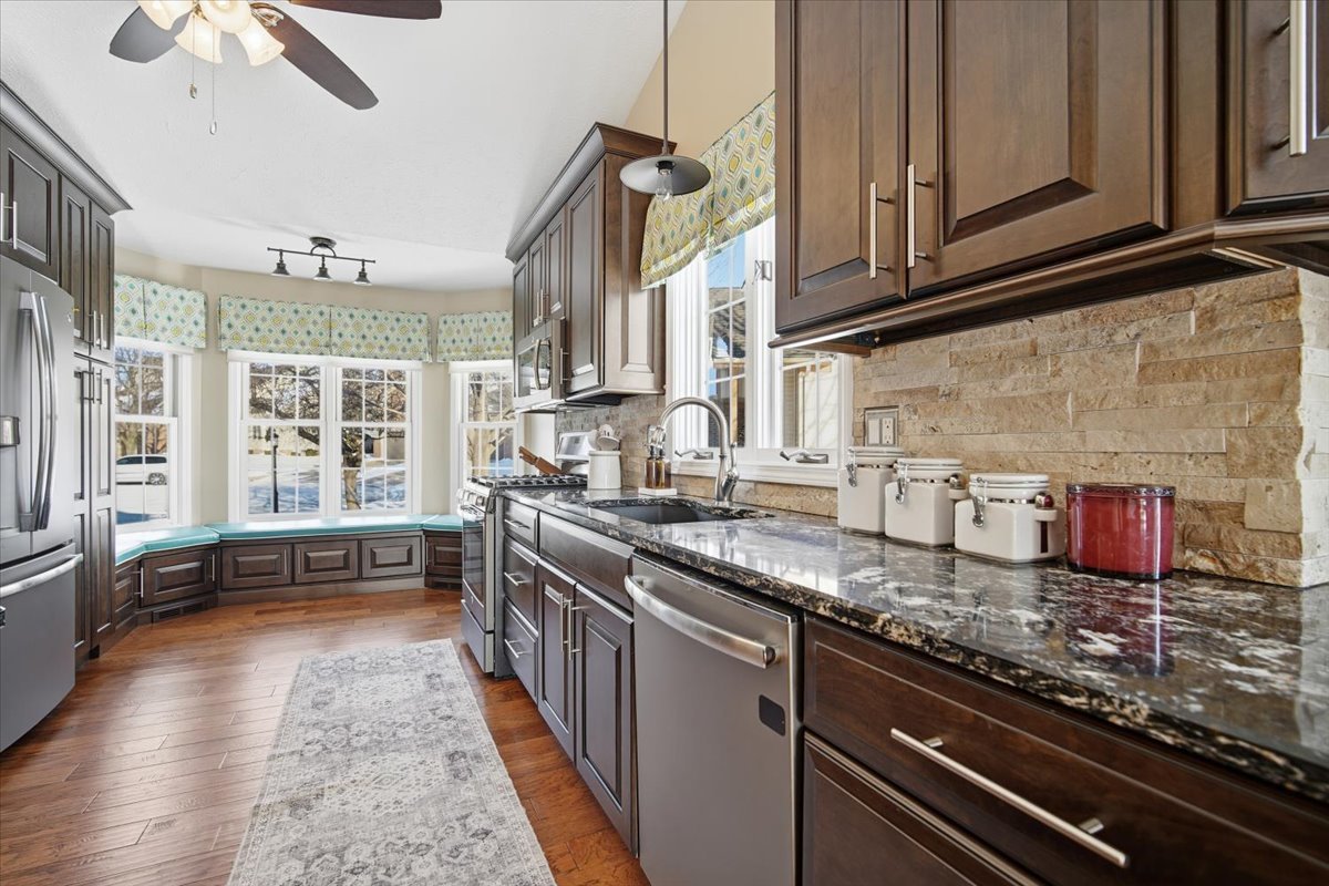 11 Spruce Court, Bloomington, IL 61704