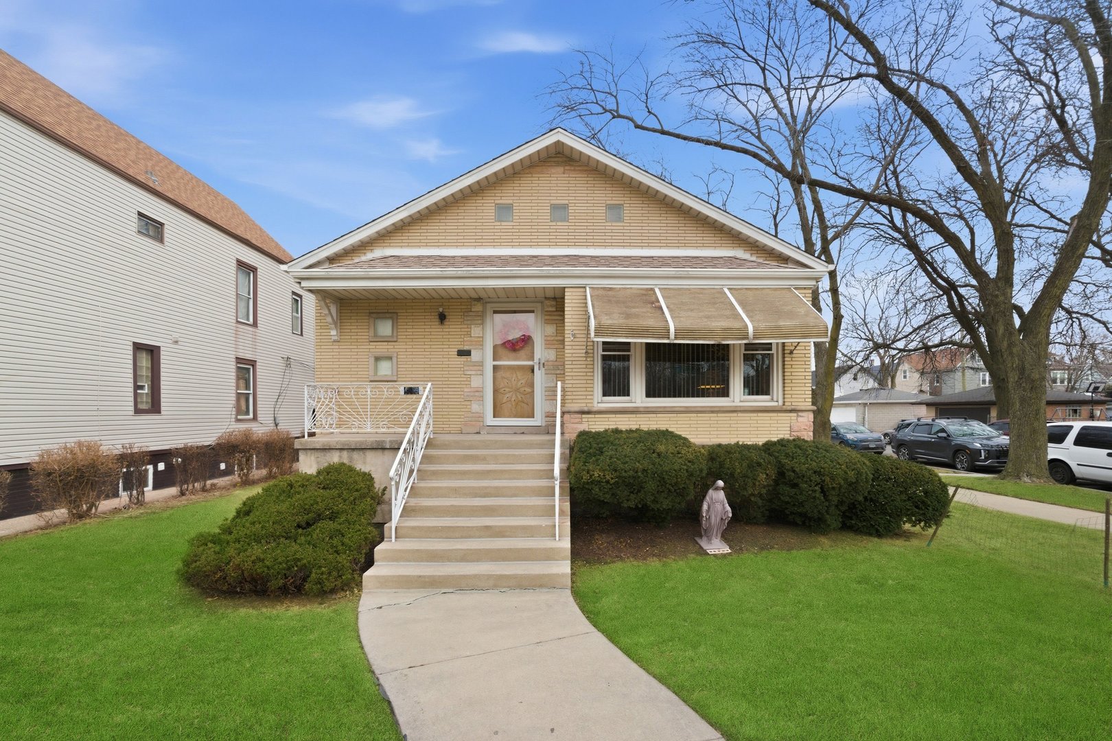 4559 S California Avenue, Chicago, IL 60632