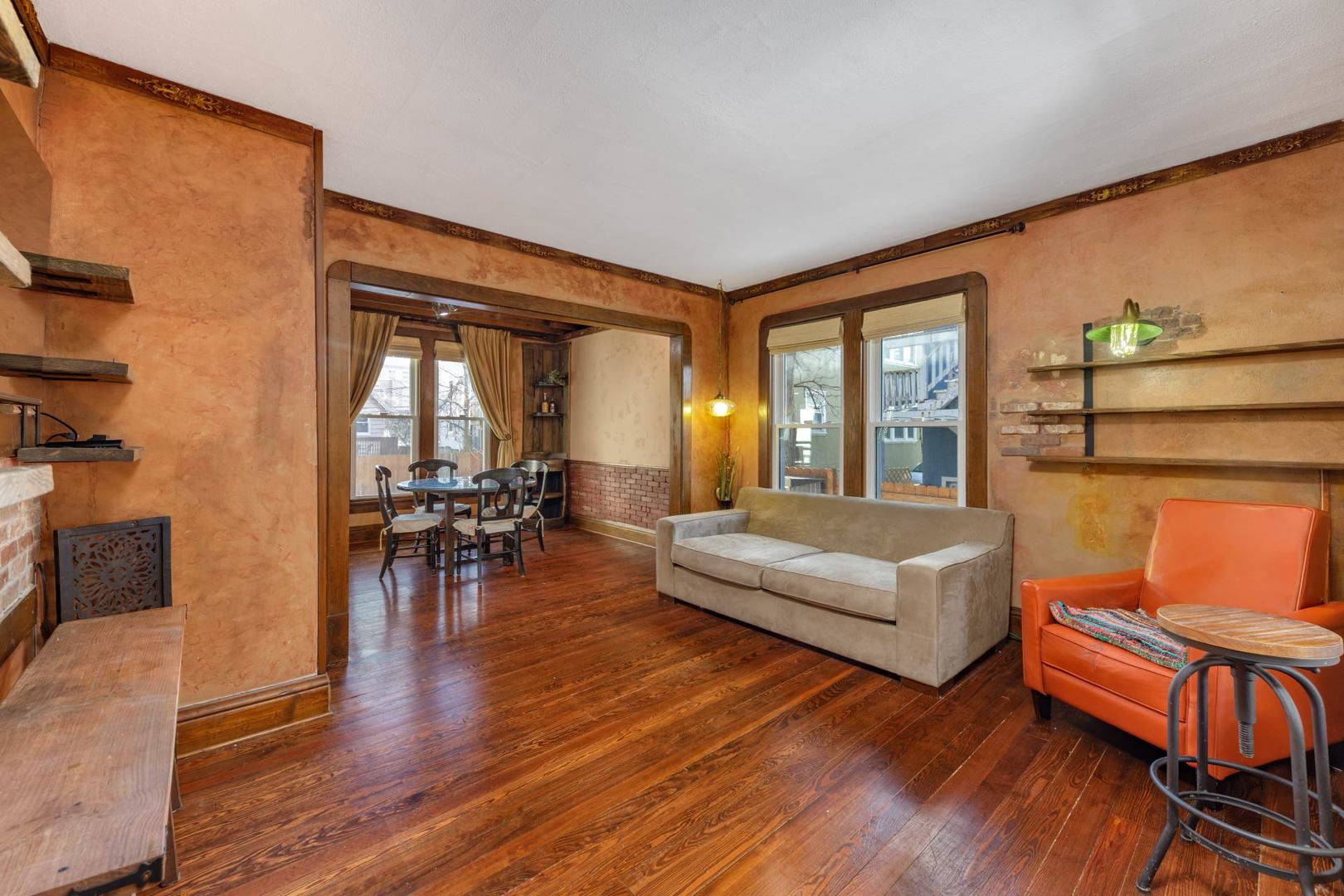 440 Elgin Avenue, Forest Park, IL 60130