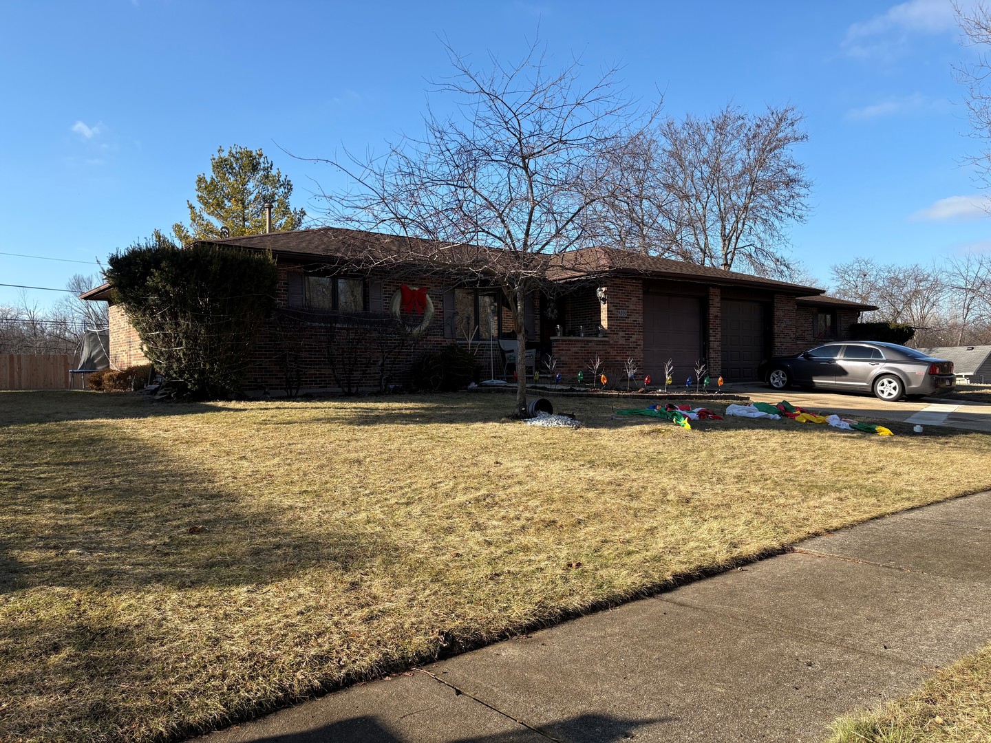 700 S McAree Road, Waukegan, IL 60085