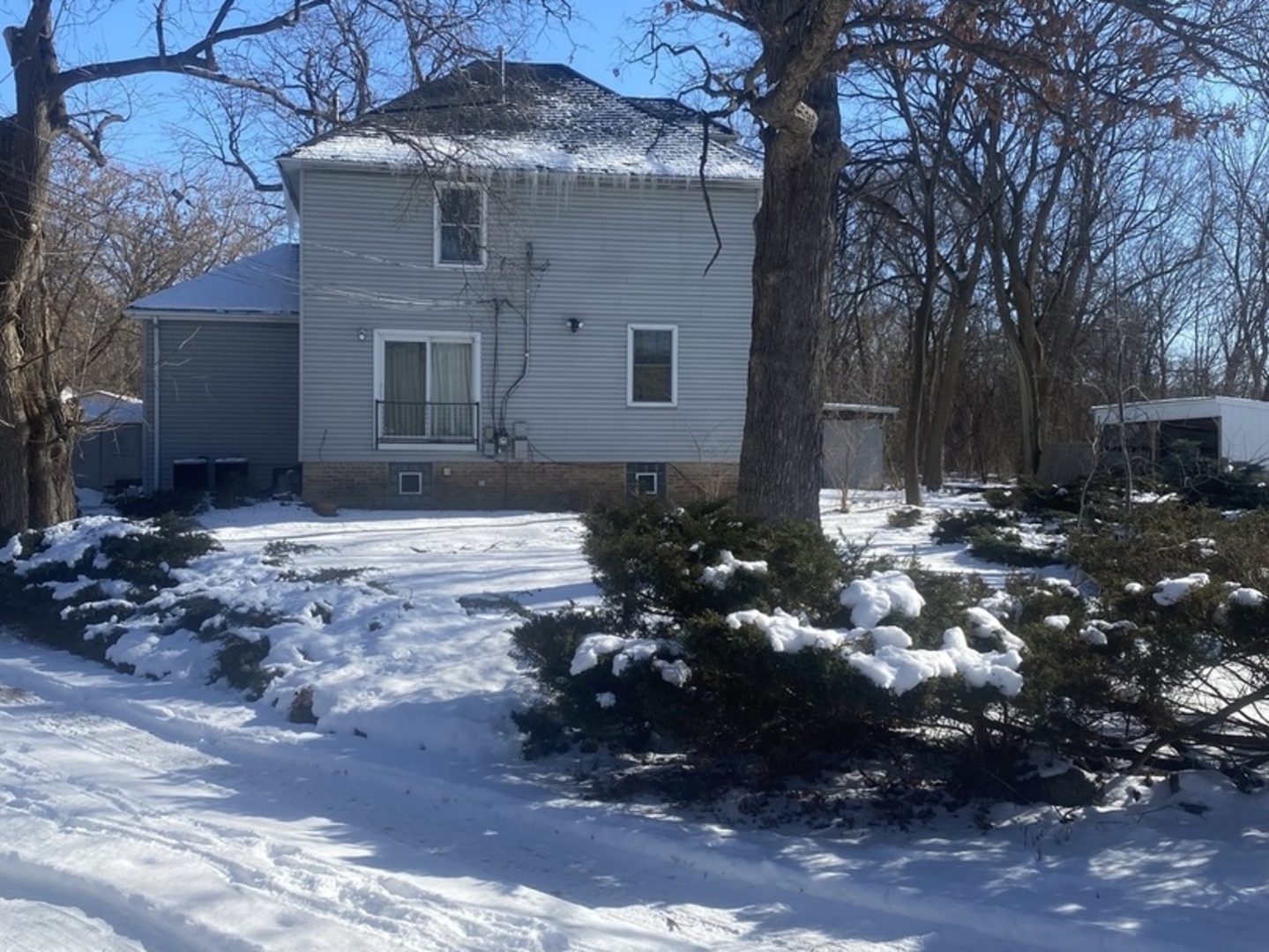 555 Trailside Lane, Des Plaines, IL 60016