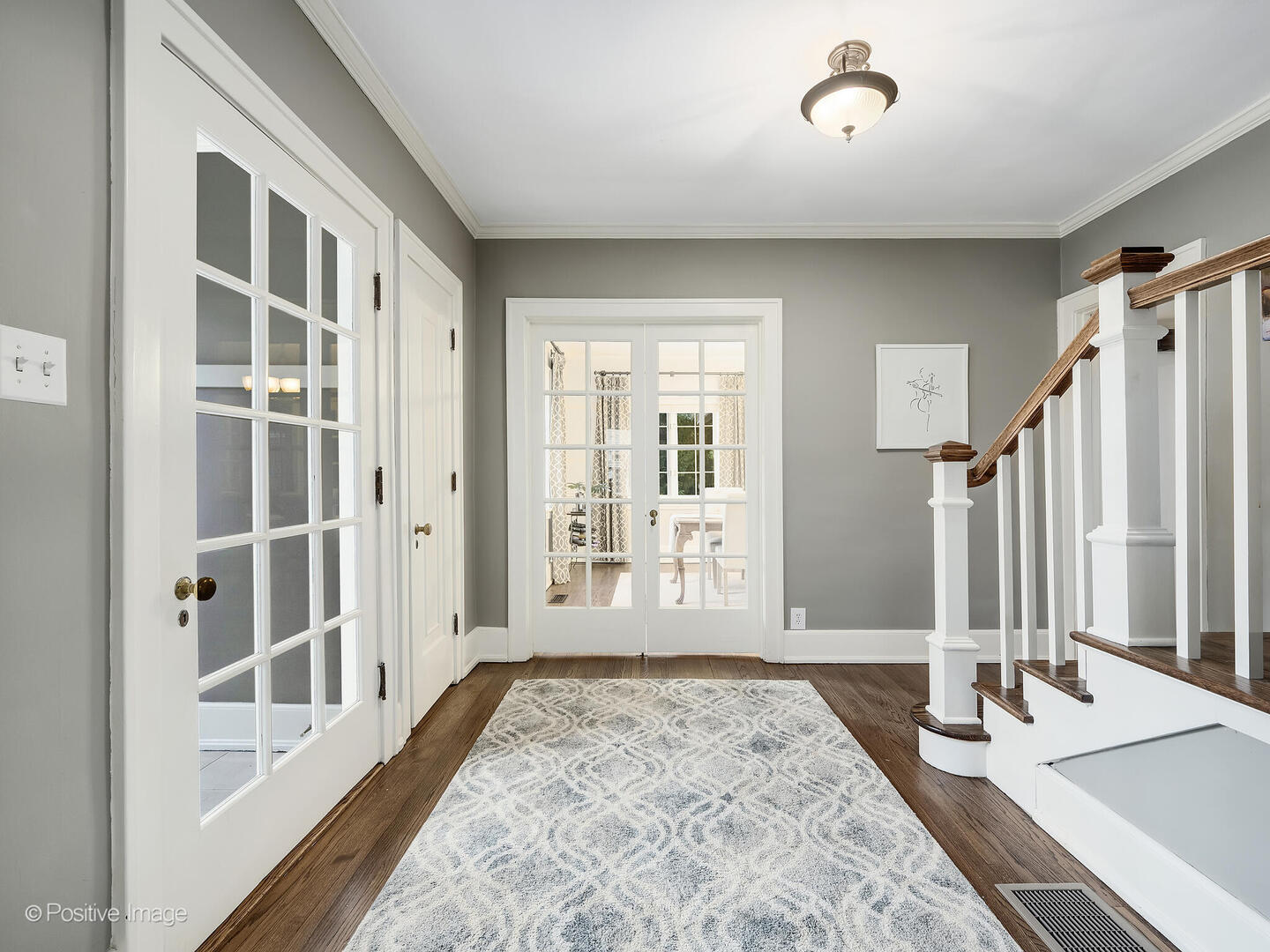 225 S Stone Avenue, La Grange, IL 60525