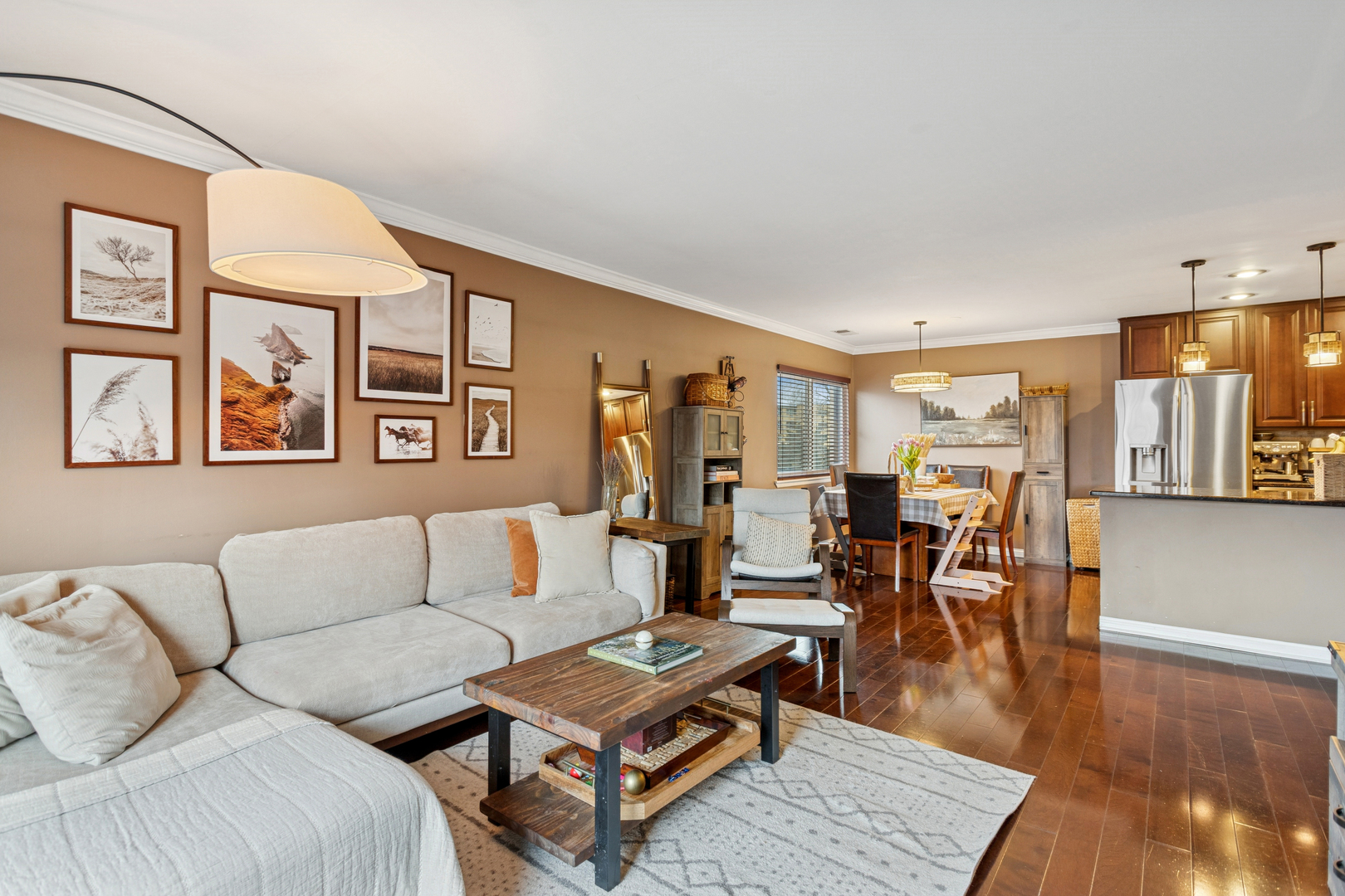 6700 S Brainard Avenue #225, Countryside, IL 60525