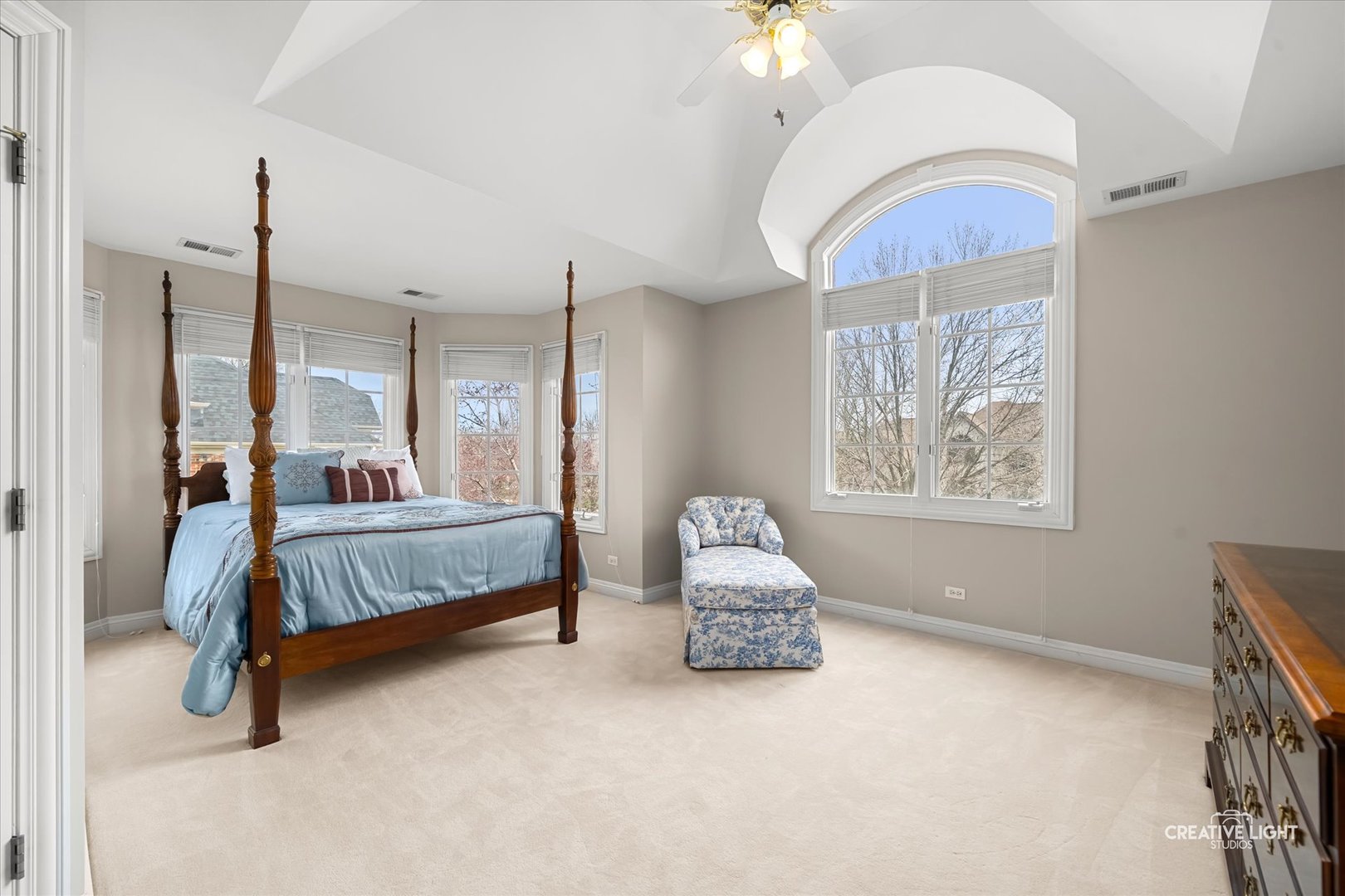 4711 Sebastian Drive, Naperville, IL 60564