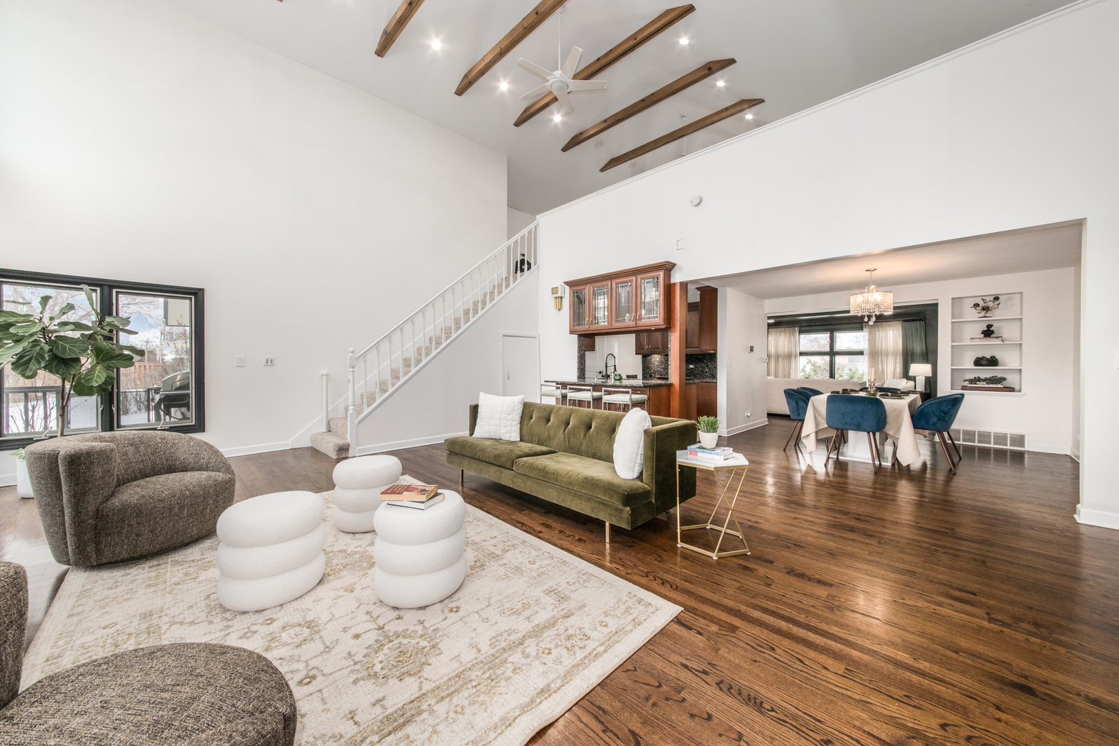 5628 N Redwood Drive, Norwood Park, IL 60631