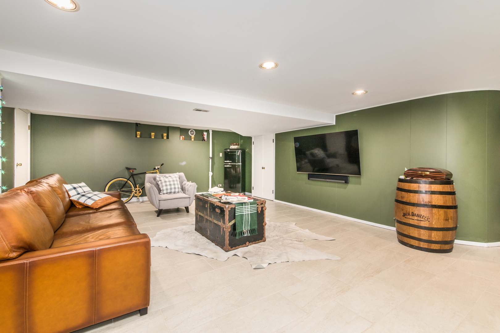 5628 N Redwood Drive, Norwood Park, IL 60631