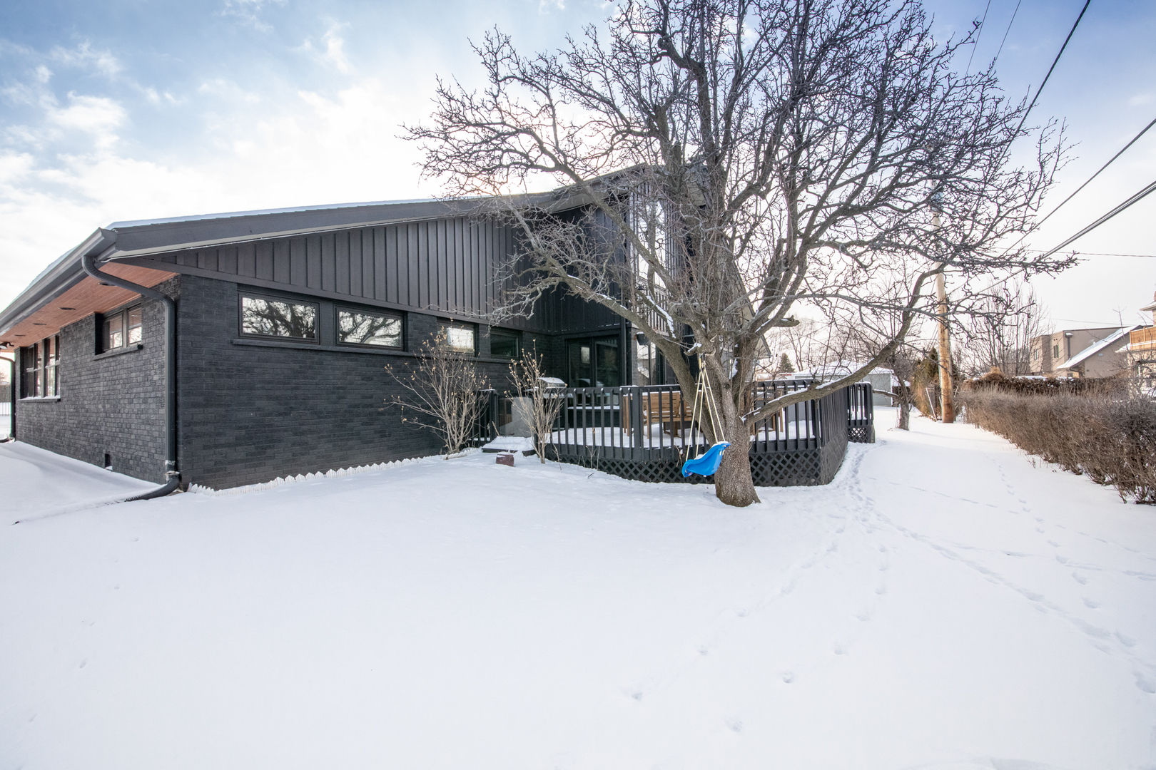 5628 N Redwood Drive, Norwood Park, IL 60631