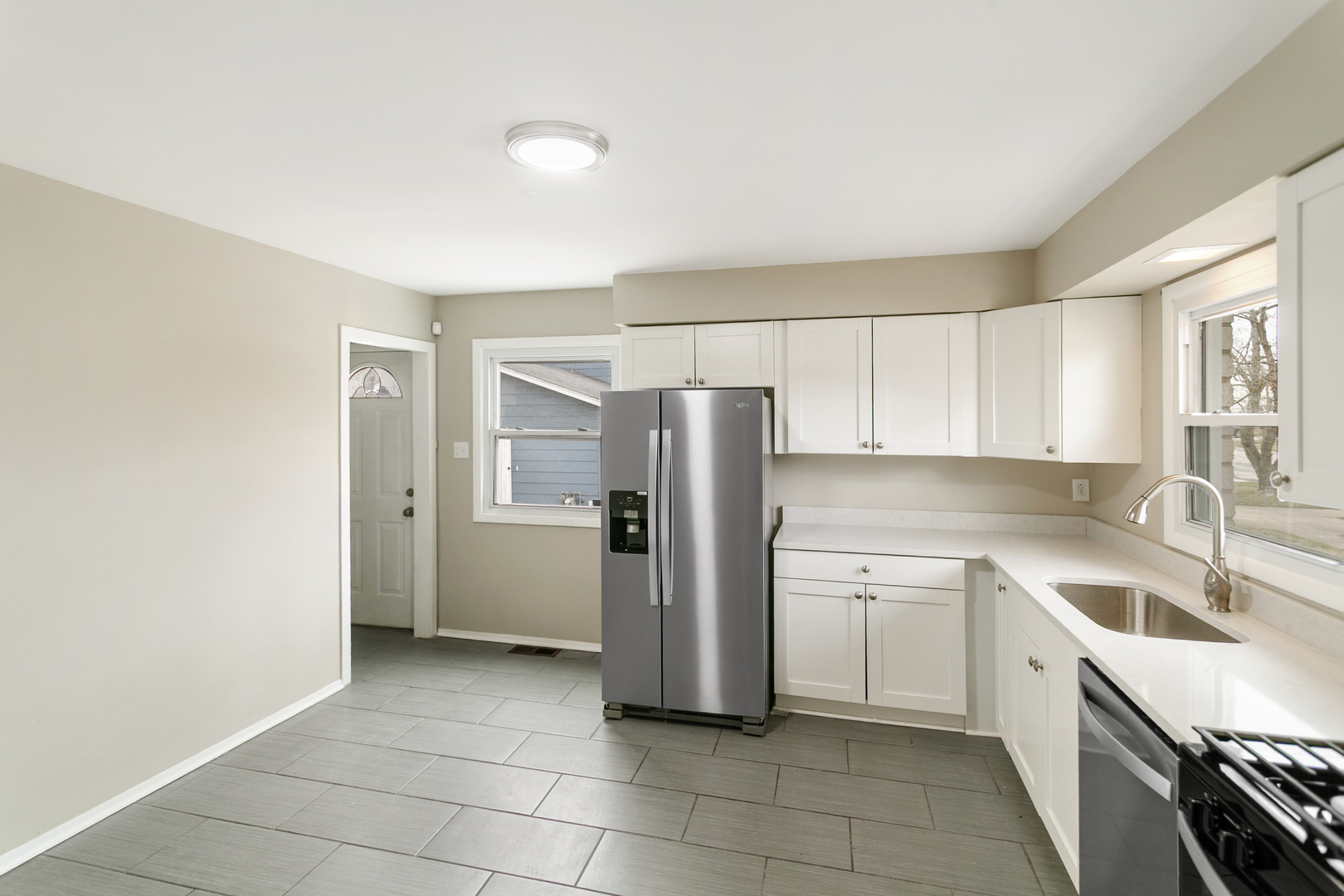 807 Blackhawk Drive, University Park, IL 60484