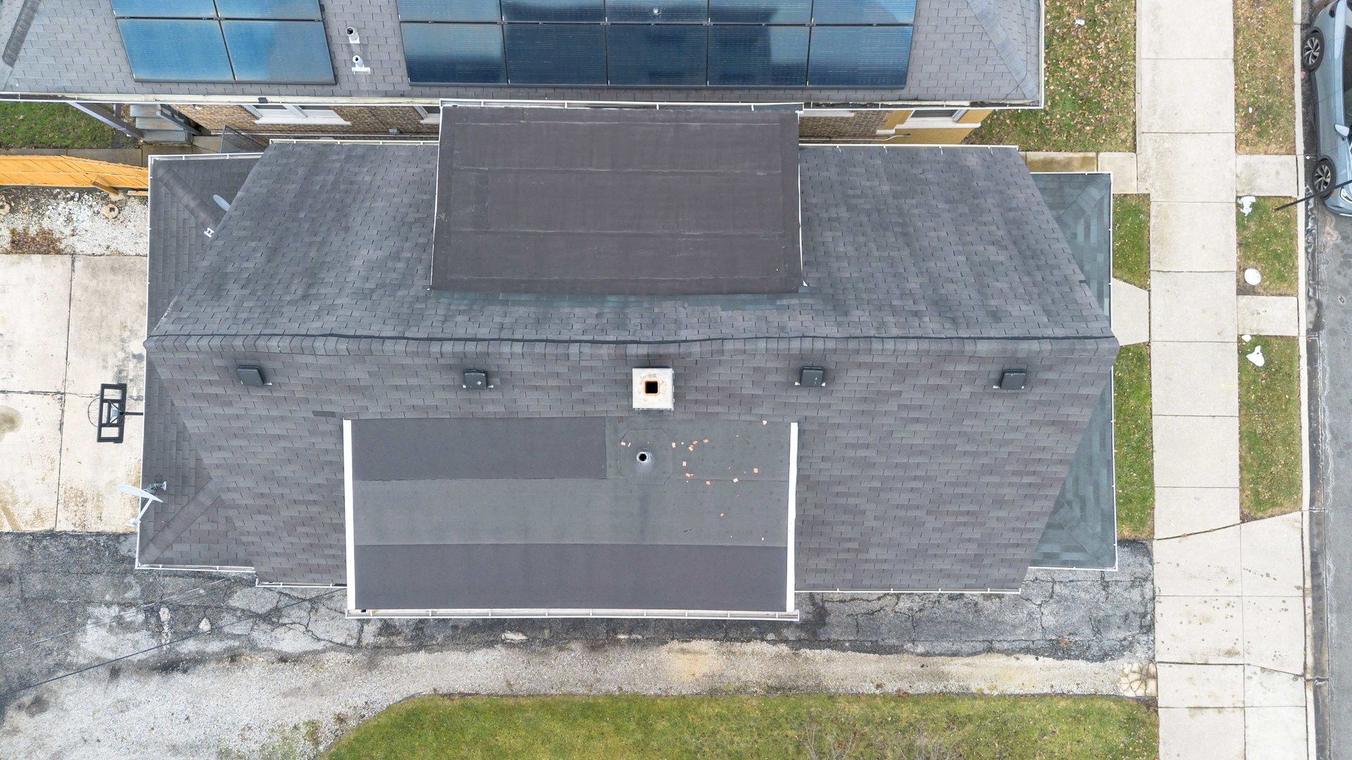 9352 S Woodlawn Avenue, Chicago, IL 60619