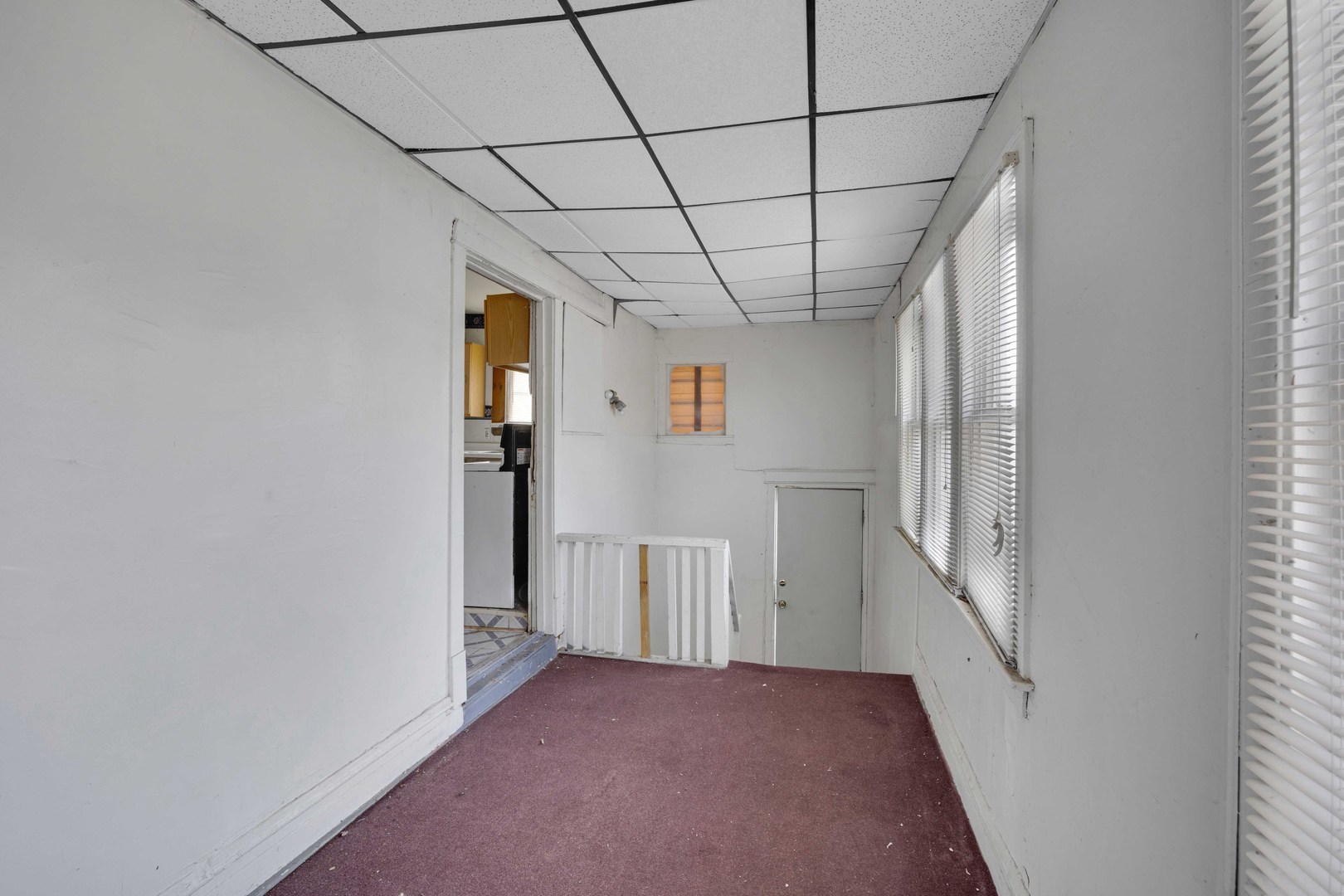 9352 S Woodlawn Avenue, Chicago, IL 60619