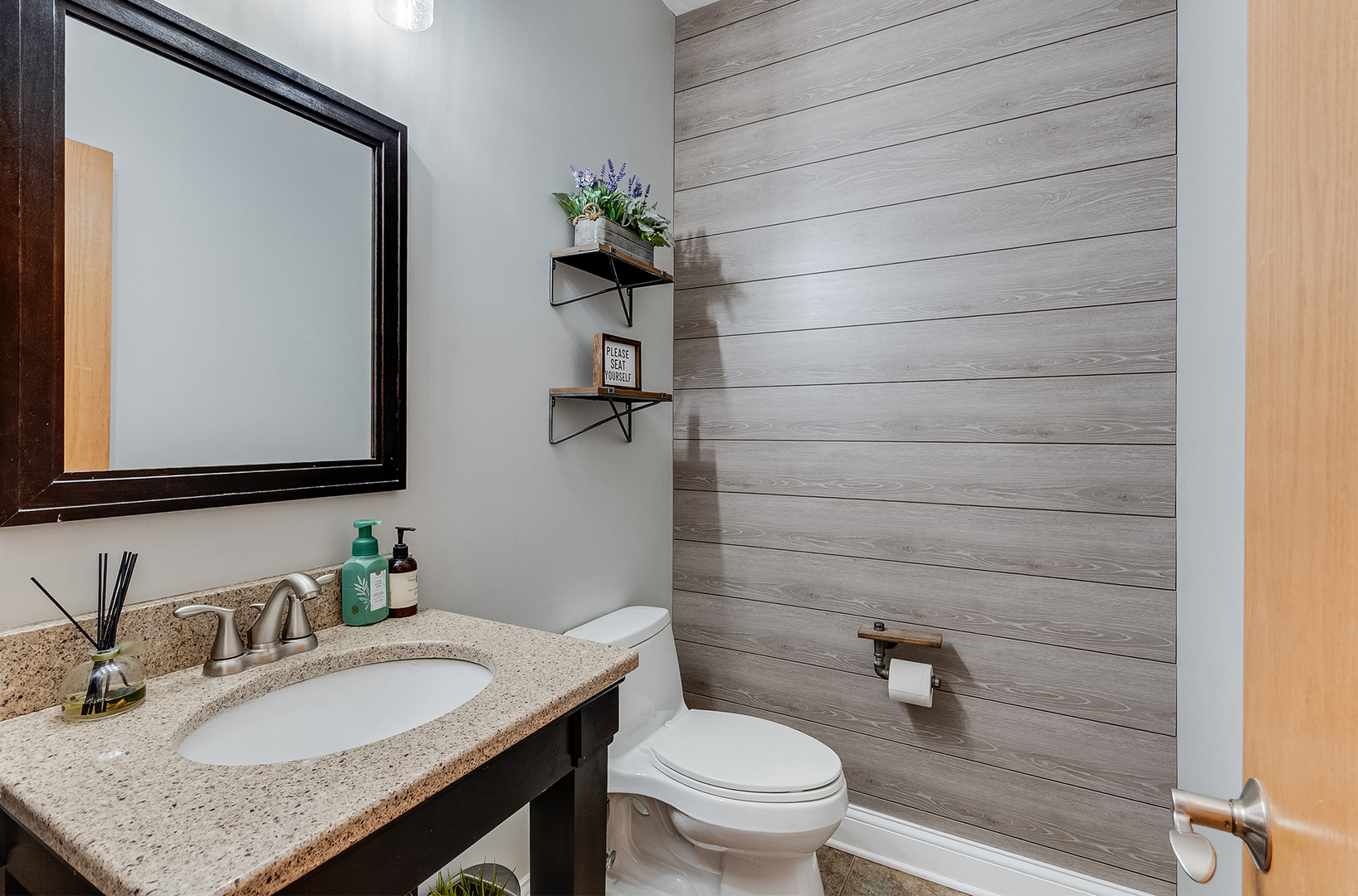 311 Austin Drive, Shorewood, IL 60404