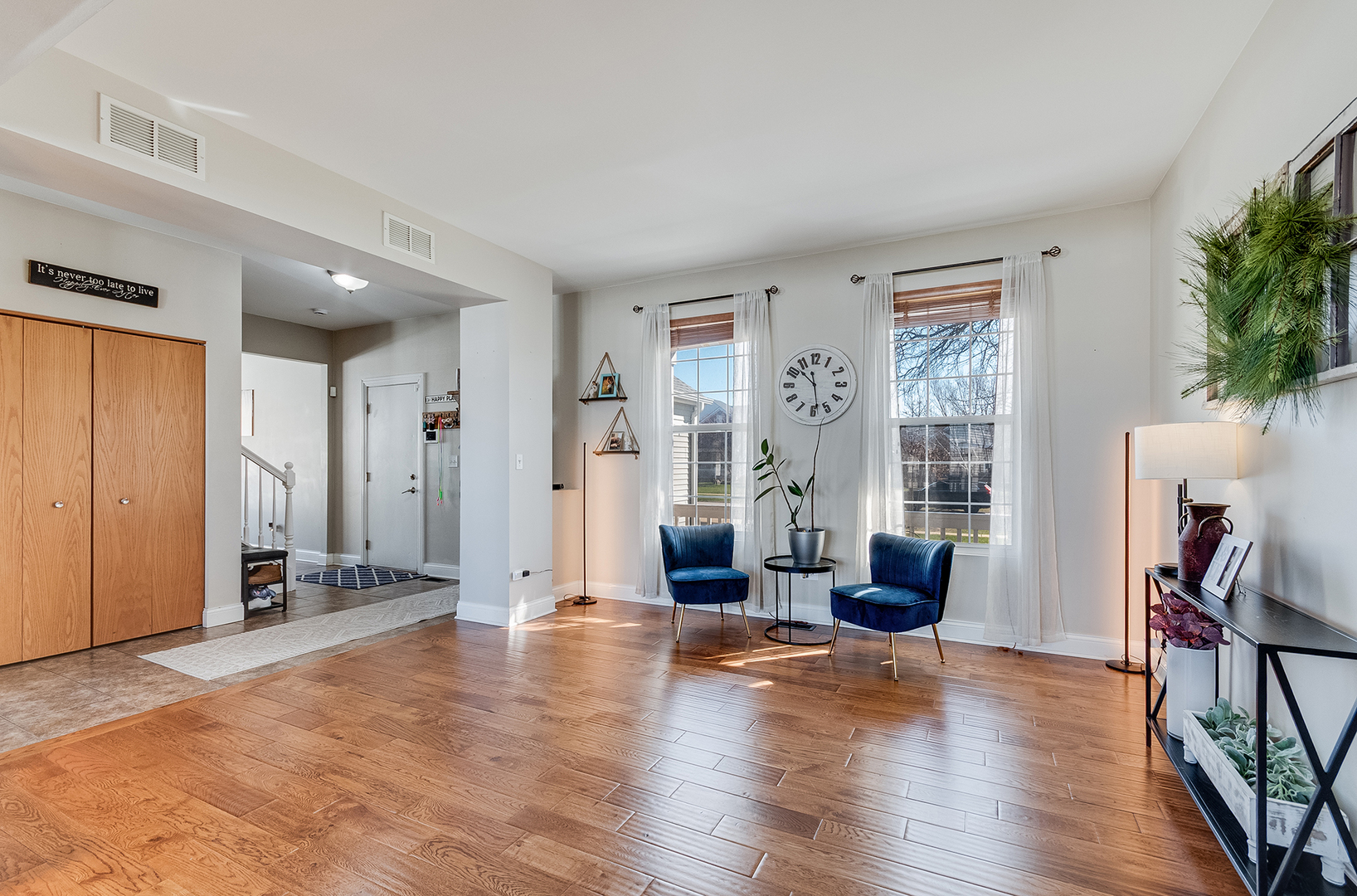 311 Austin Drive, Shorewood, IL 60404