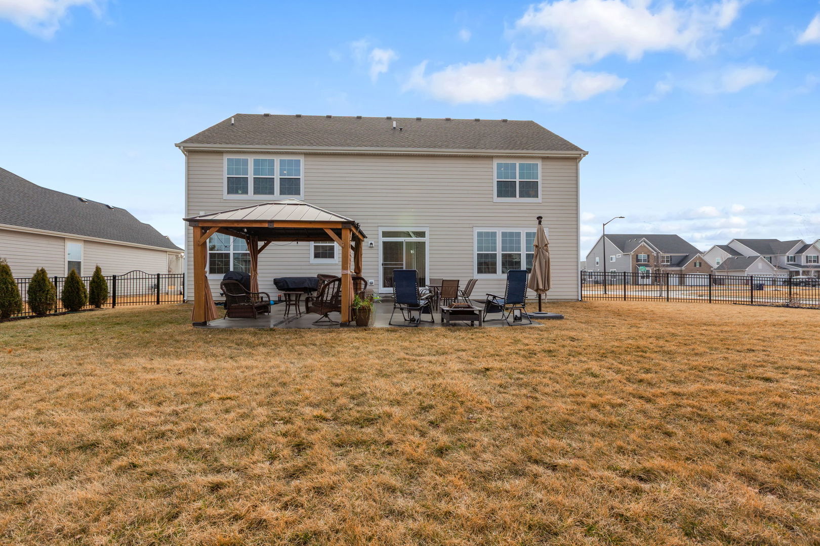 3579 Emerald Road, Elgin, IL 60124