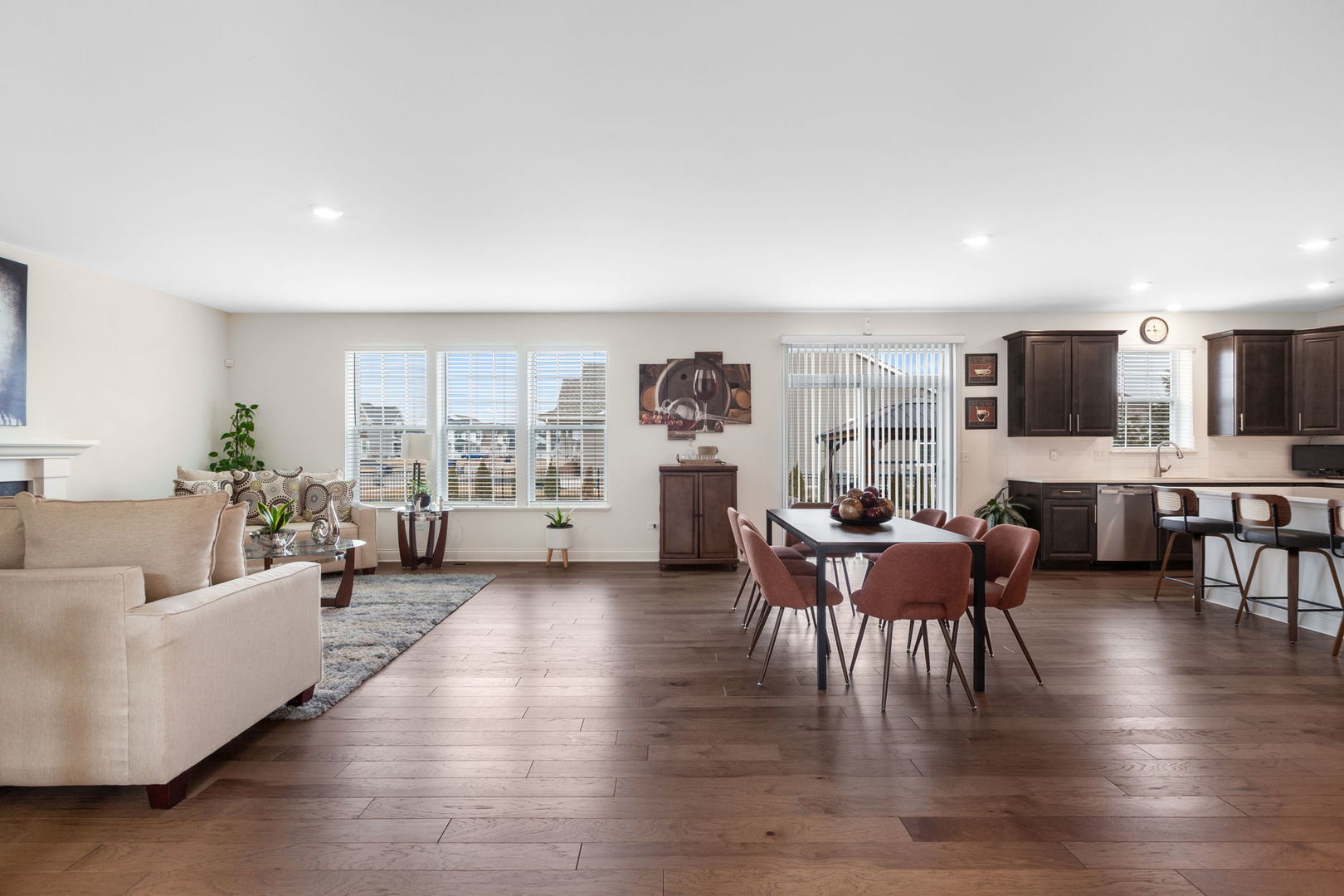 3579 Emerald Road, Elgin, IL 60124