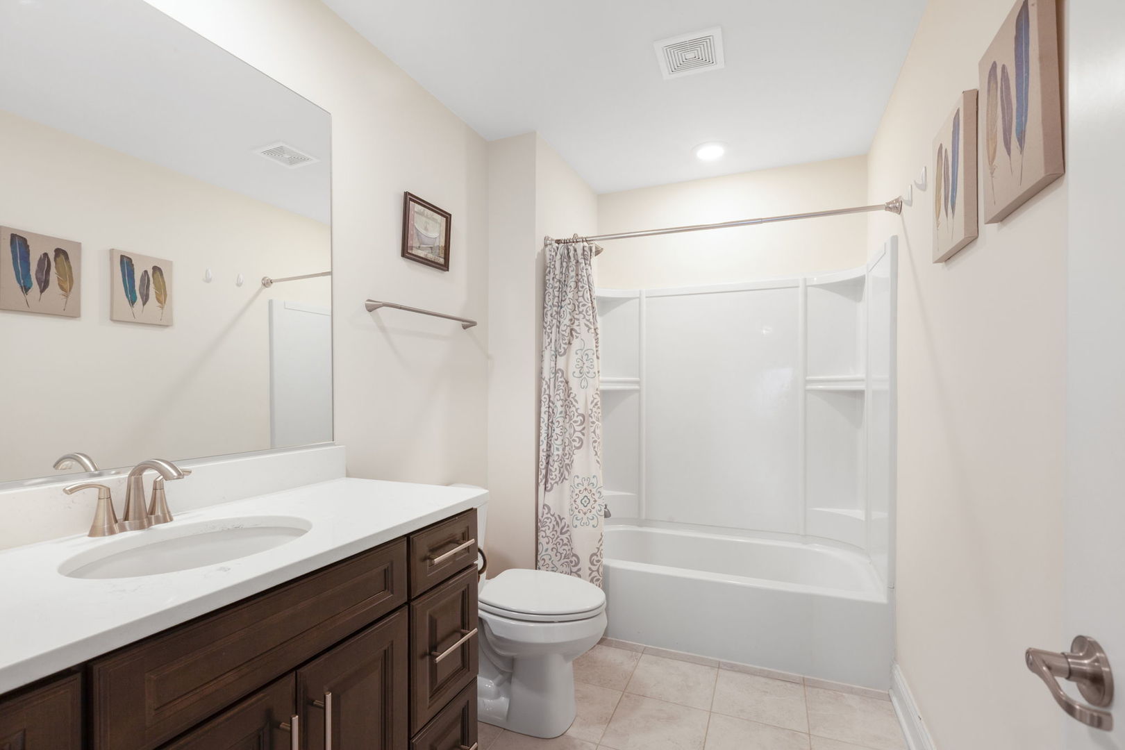 3579 Emerald Road, Elgin, IL 60124