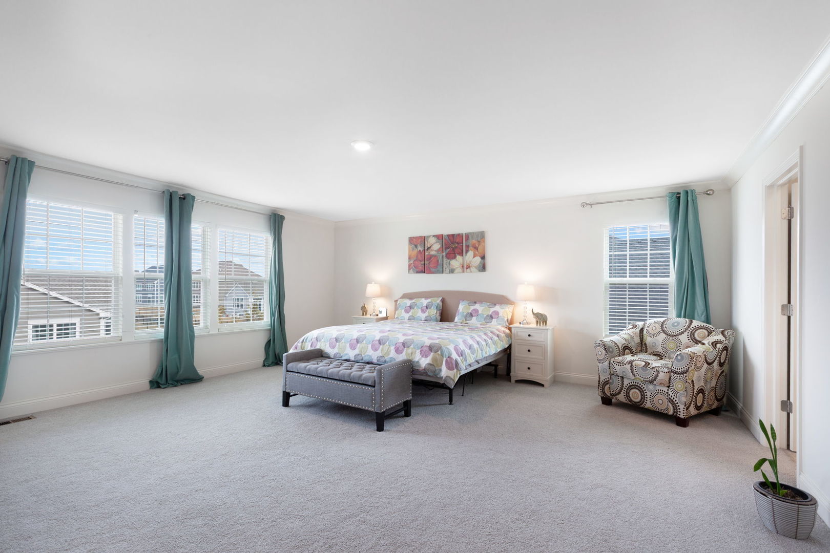 3579 Emerald Road, Elgin, IL 60124