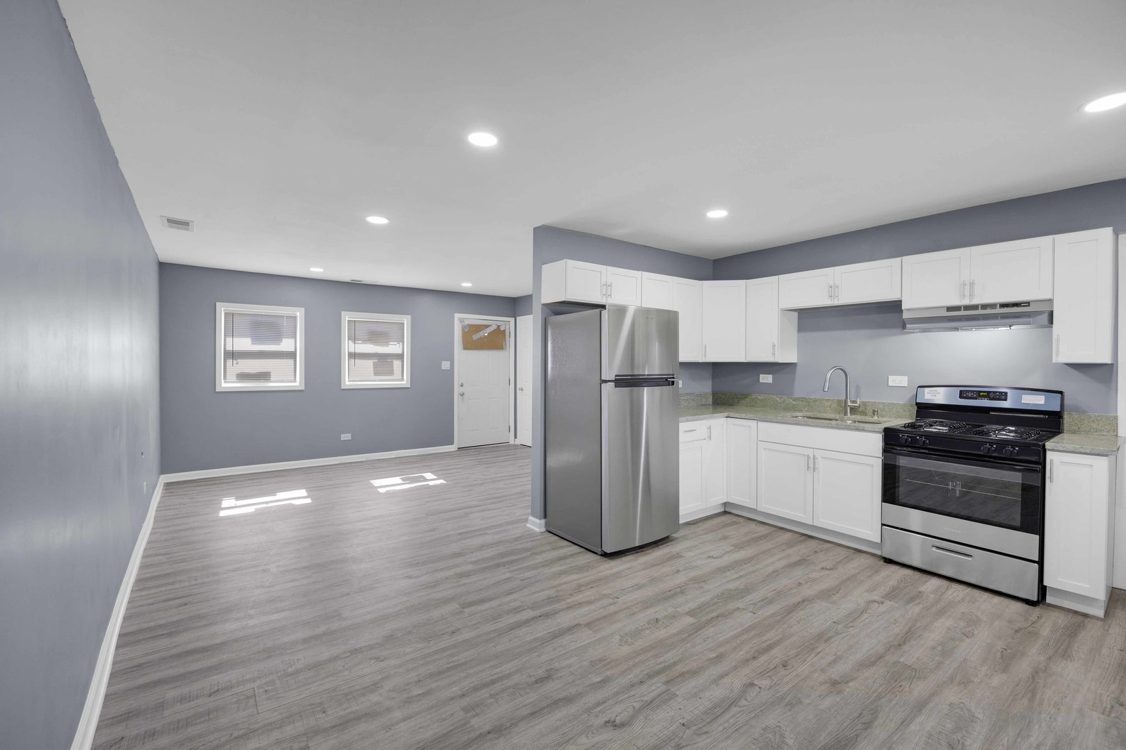 351 CONCORD Drive, Chicago Heights, IL 60411