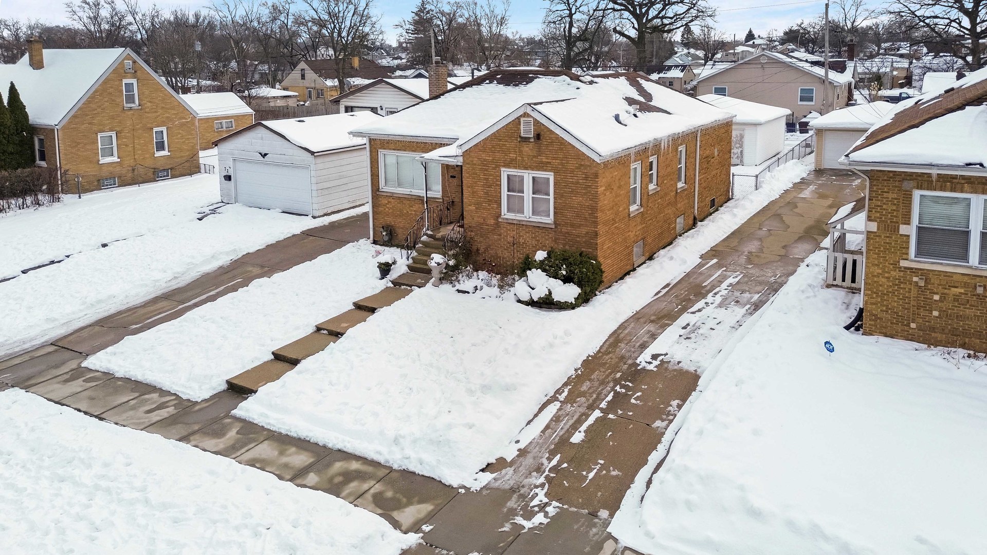 76 W 24th Street, Chicago Heights, IL 60411