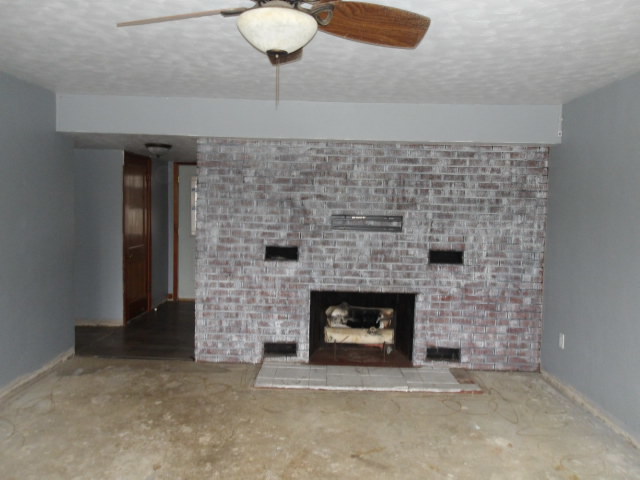 108 N Locust Street, Maroa, IL 61756