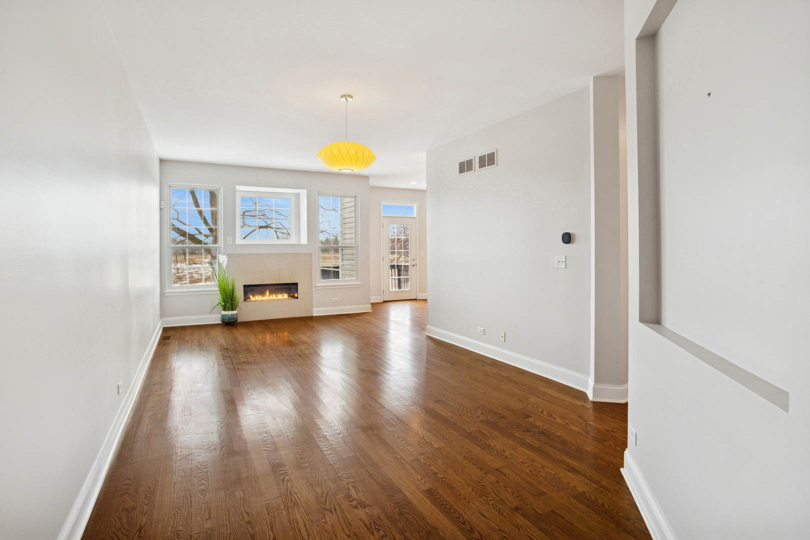 26 Blue Stem Court, Streamwood, IL 60107