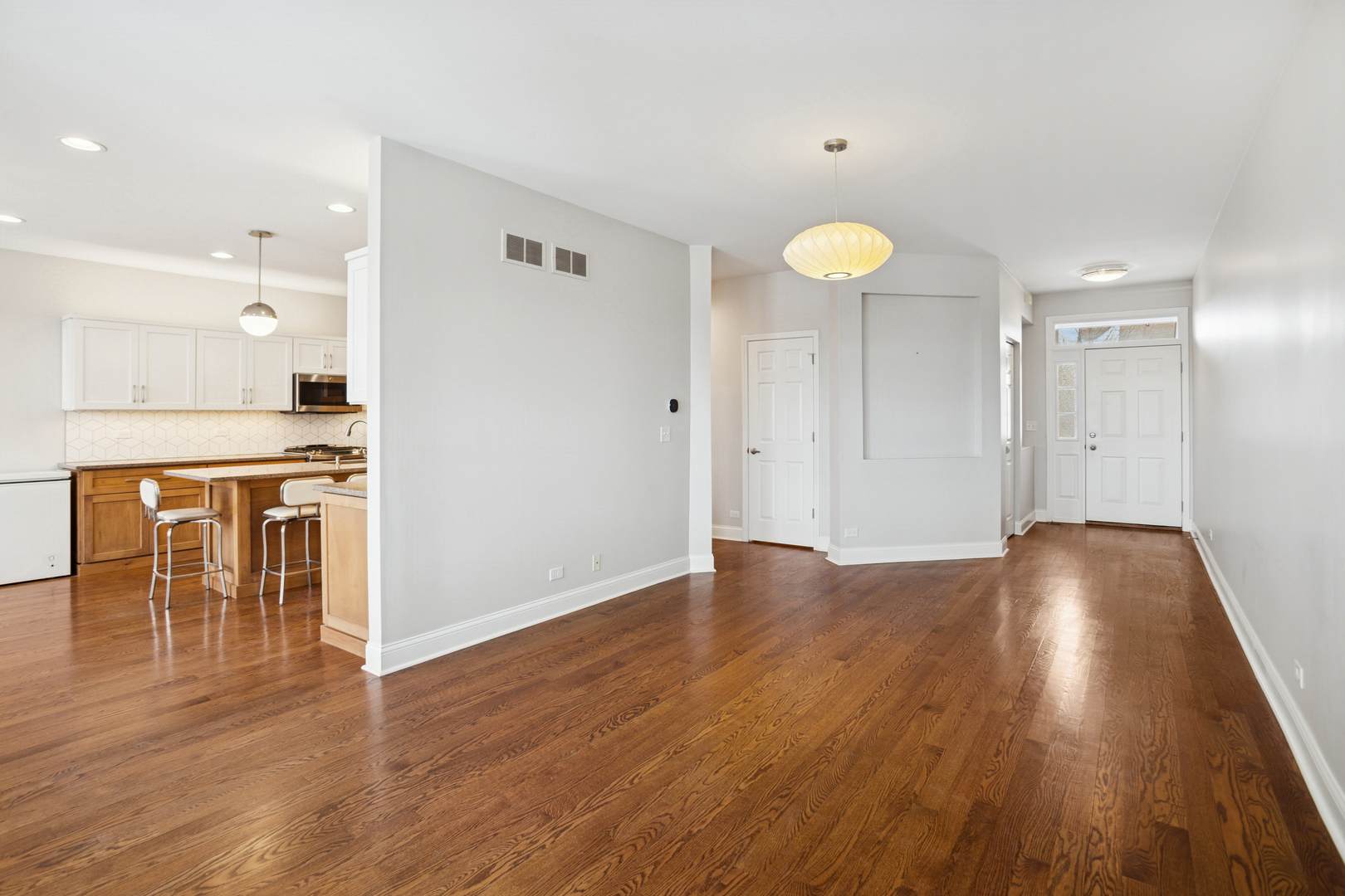 26 Blue Stem Court, Streamwood, IL 60107