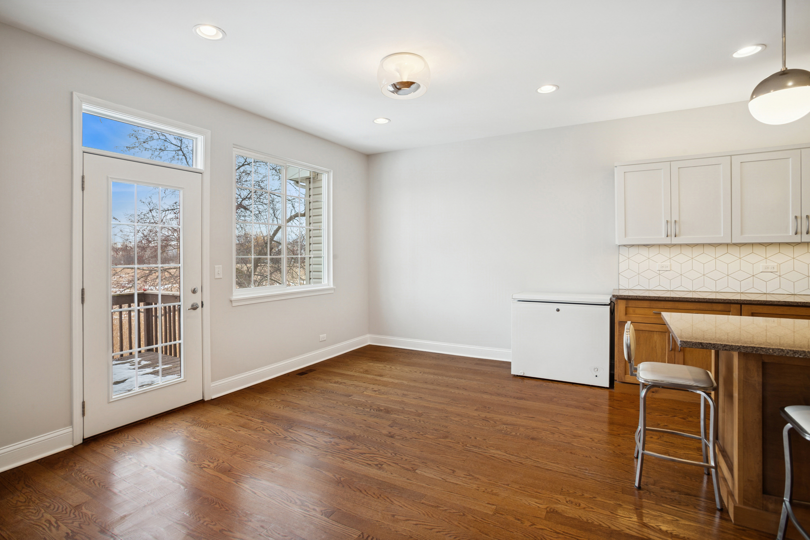 26 Blue Stem Court, Streamwood, IL 60107