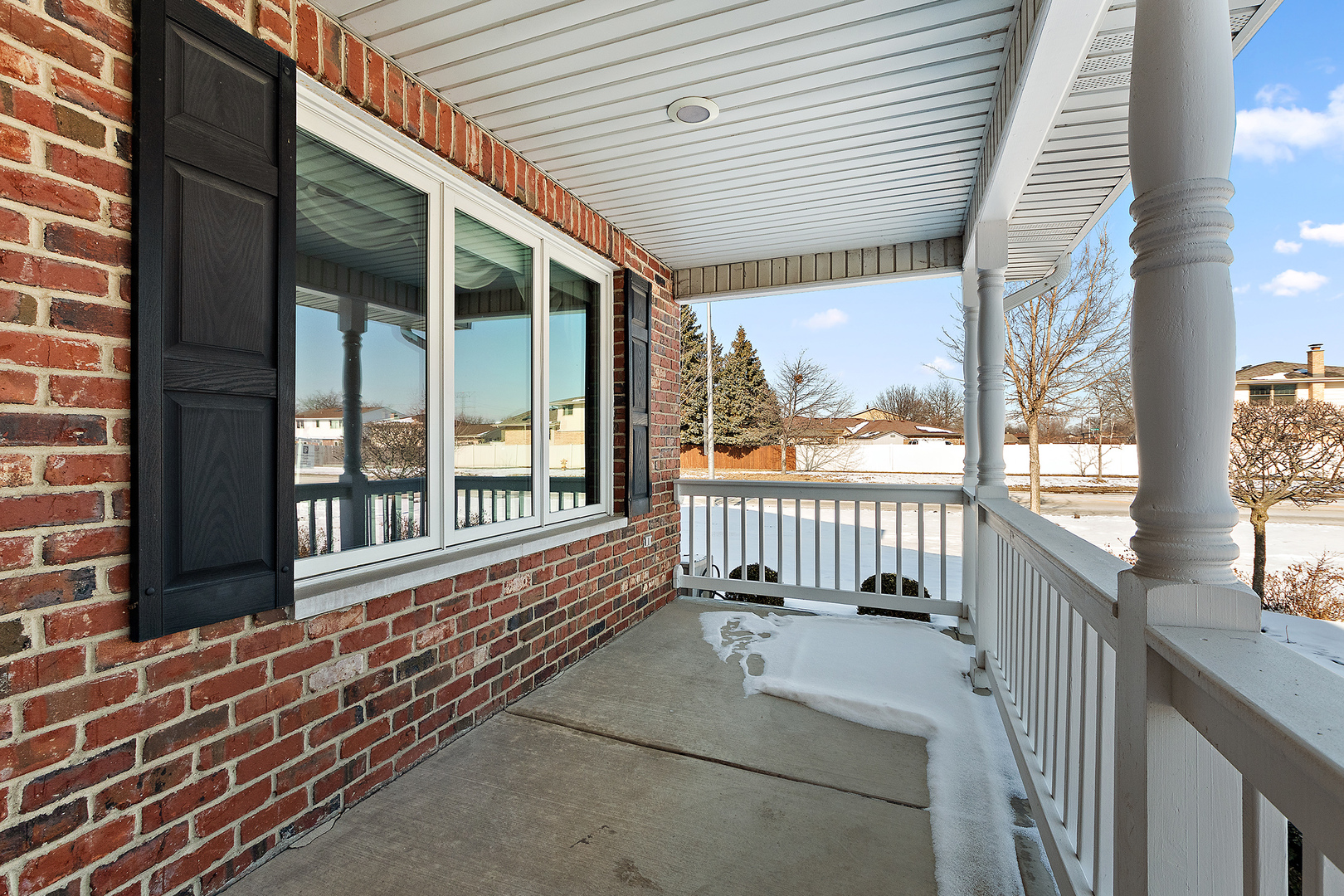 16704 Farmview Court, Tinley Park, IL 60477