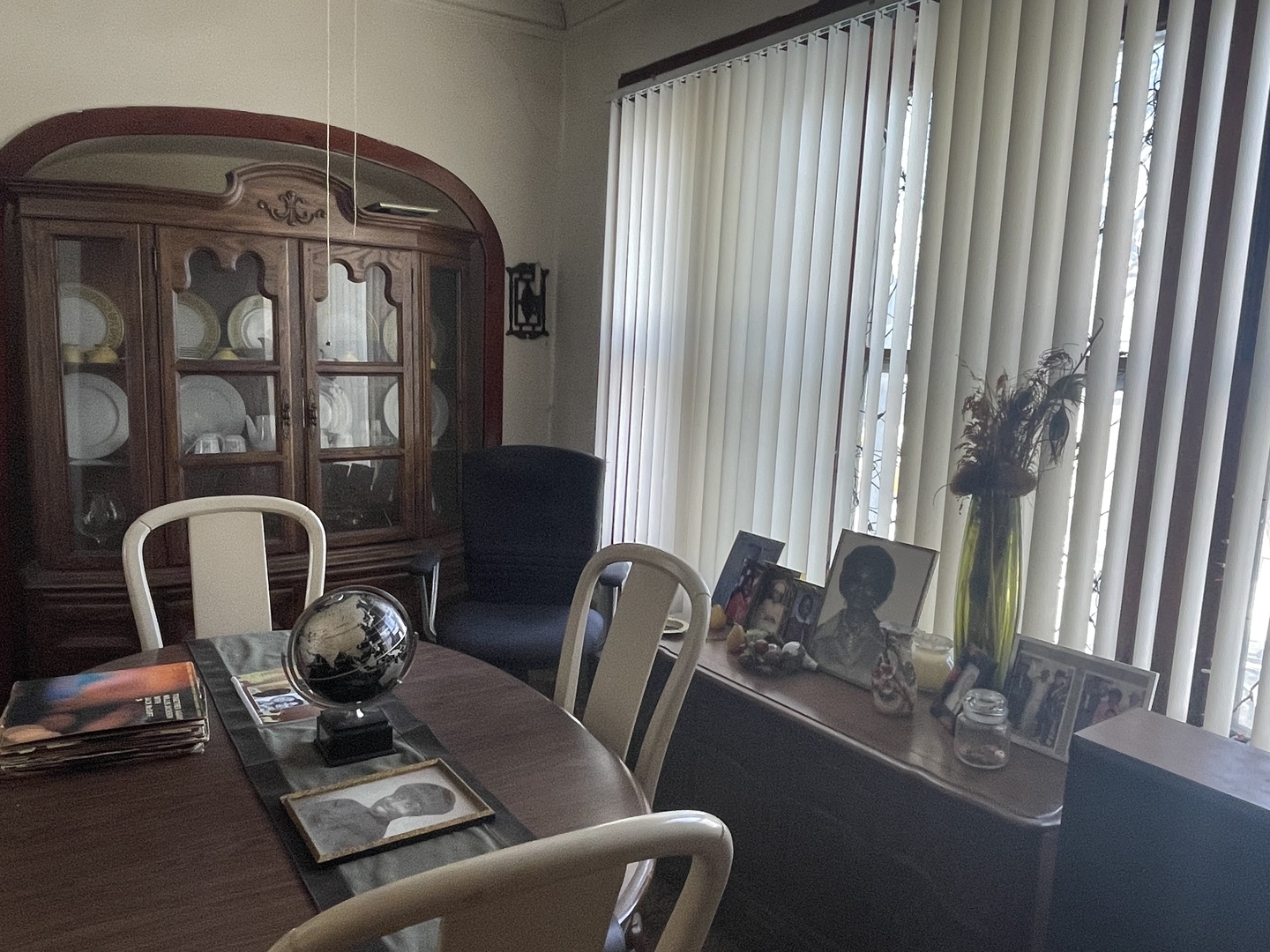 656 N Drake Street, Chicago, IL 60623