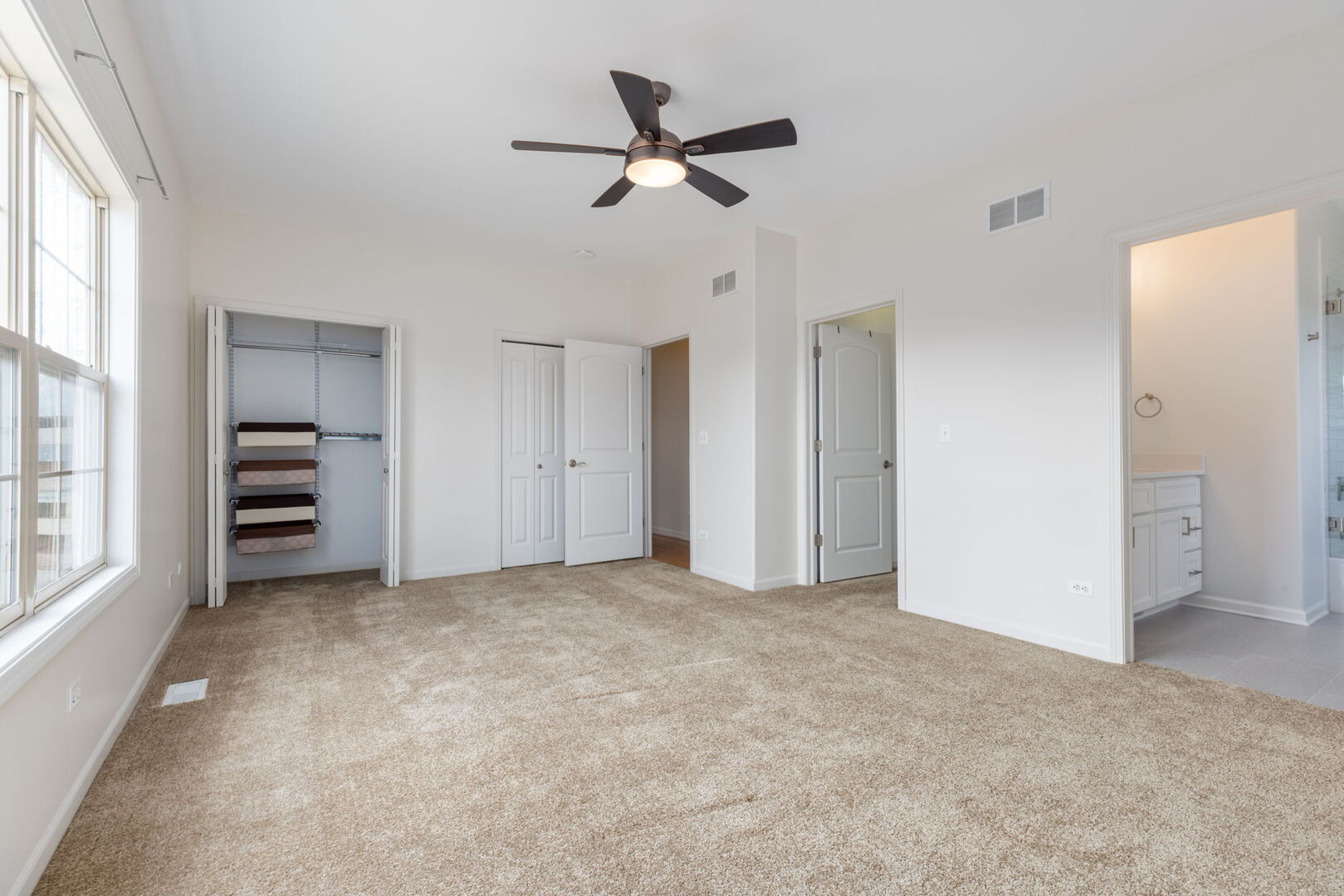 1569 Colleen Lane, Aurora, IL 60505