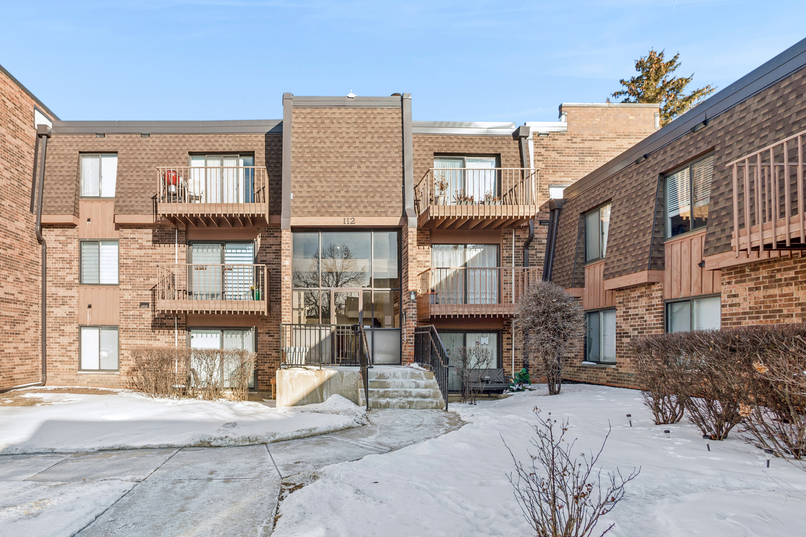 112 Mullingar Court #1C, Schaumburg, IL 60193