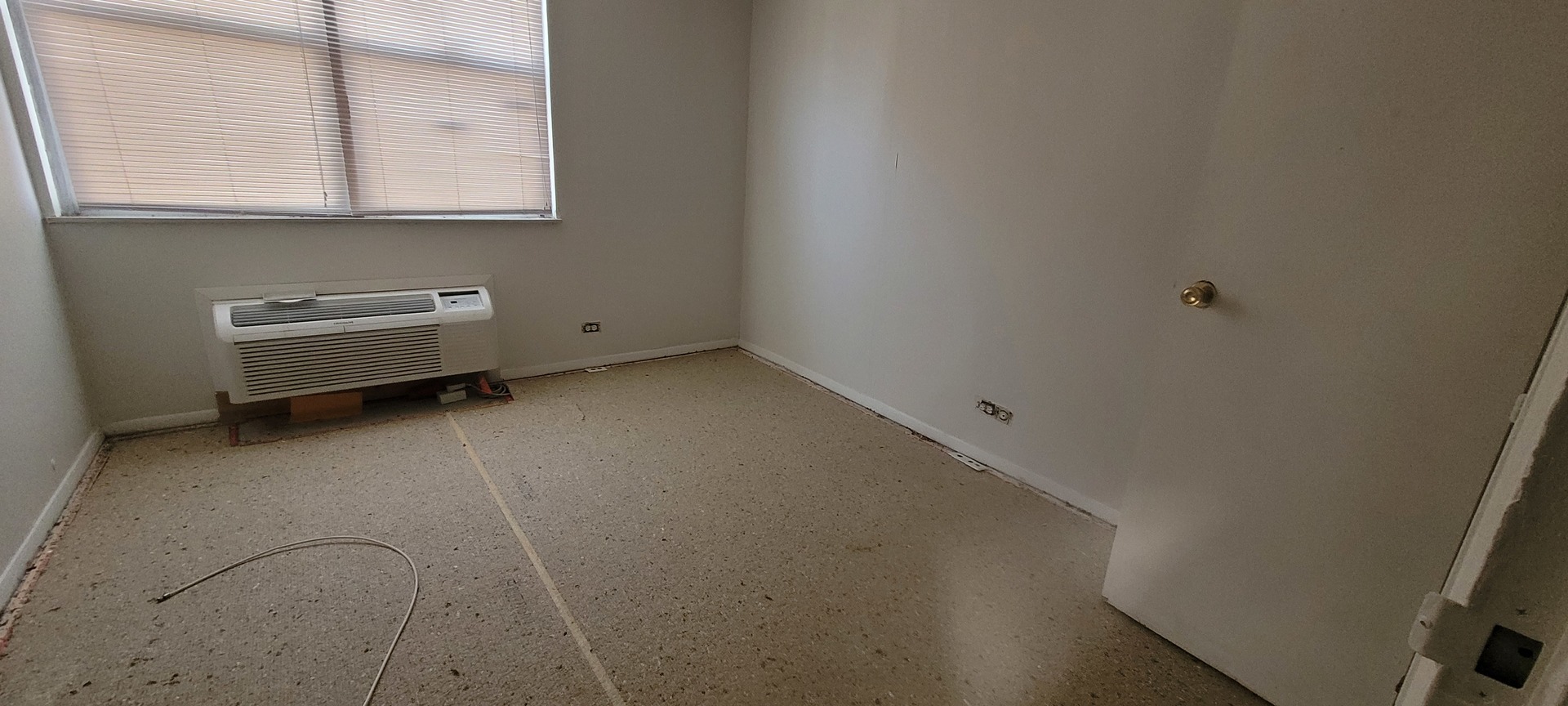 4350 W Ford City Drive #B1104, Chicago, IL 60652