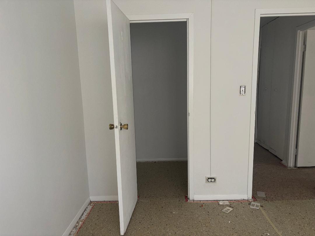 4350 W Ford City Drive #B1104, Chicago, IL 60652