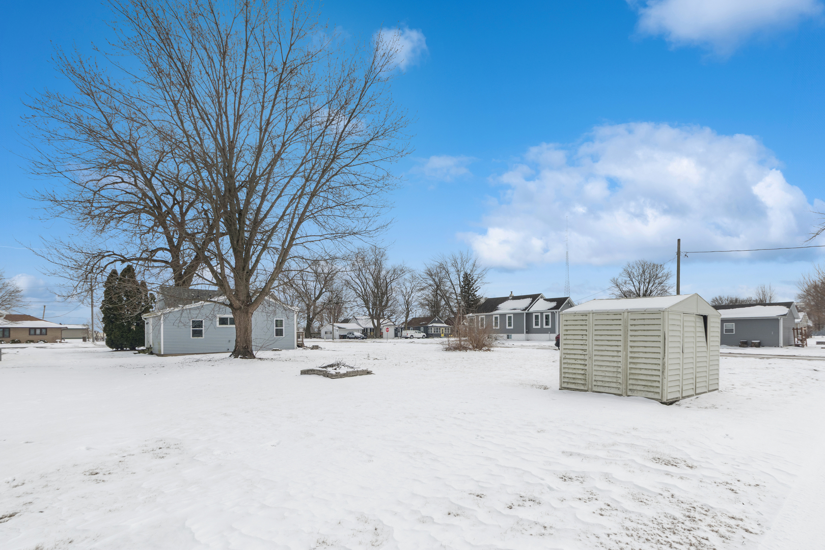 411 E Mazon Street, Gardner, IL 60424