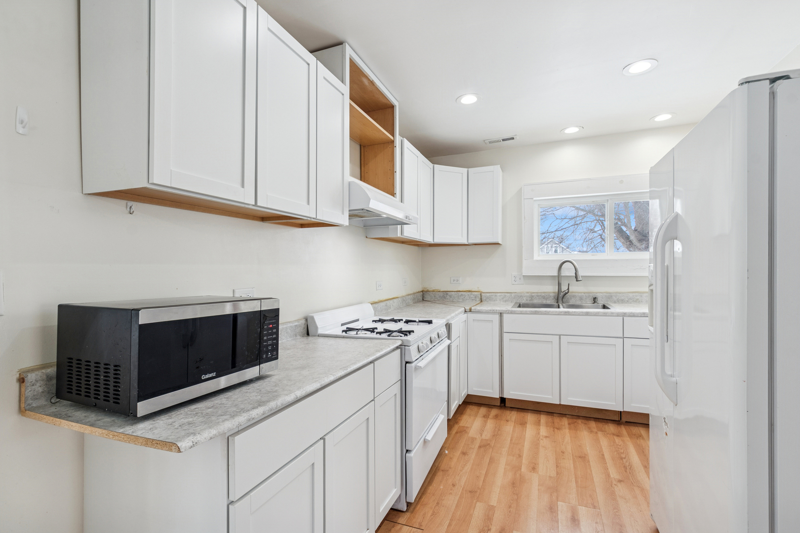 411 E Mazon Street, Gardner, IL 60424