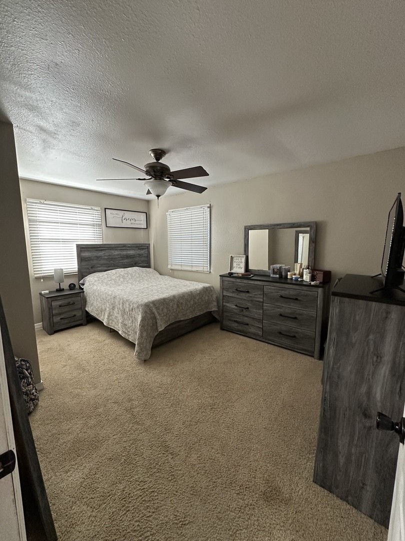 15581 Highland Drive, Sterling, IL 61081