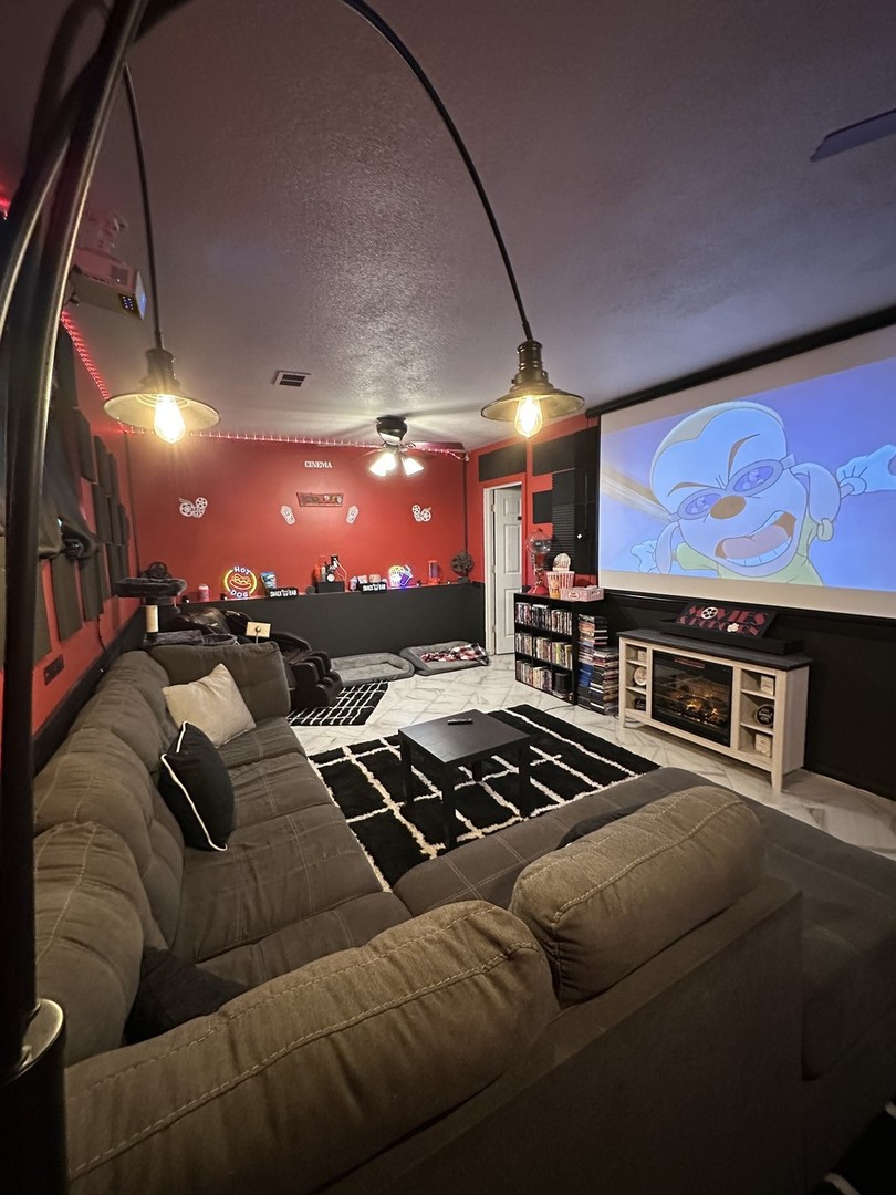 15581 Highland Drive, Sterling, IL 61081