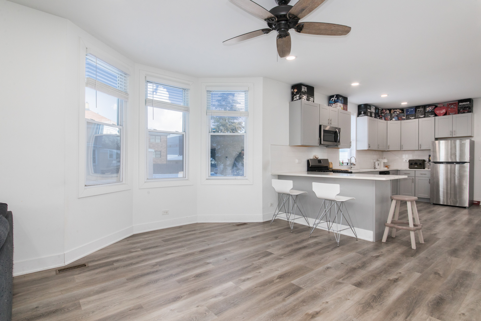 4055 Prairie Avenue #1, Schiller Park, IL 60176