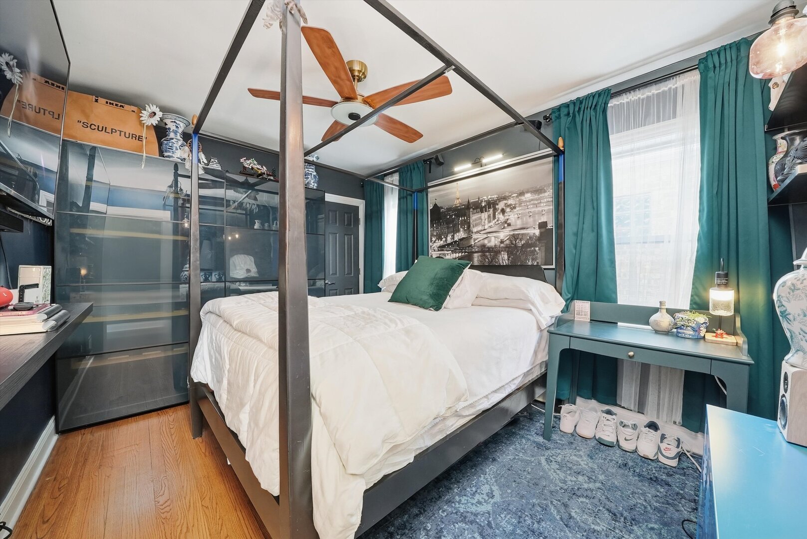 6813 S Keeler Avenue, Chicago, IL 60629