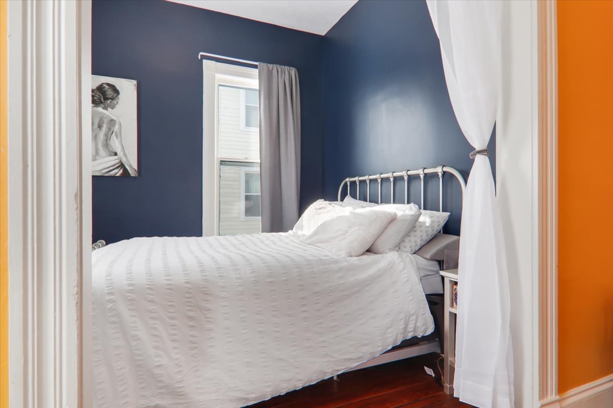 1310 N Livingston Street, Bloomington, IL 61701