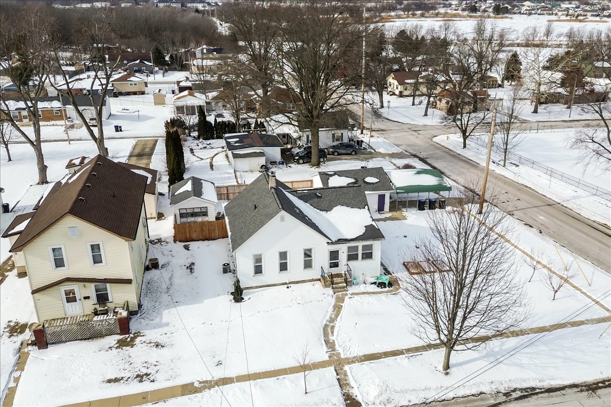 1310 N Livingston Street, Bloomington, IL 61701