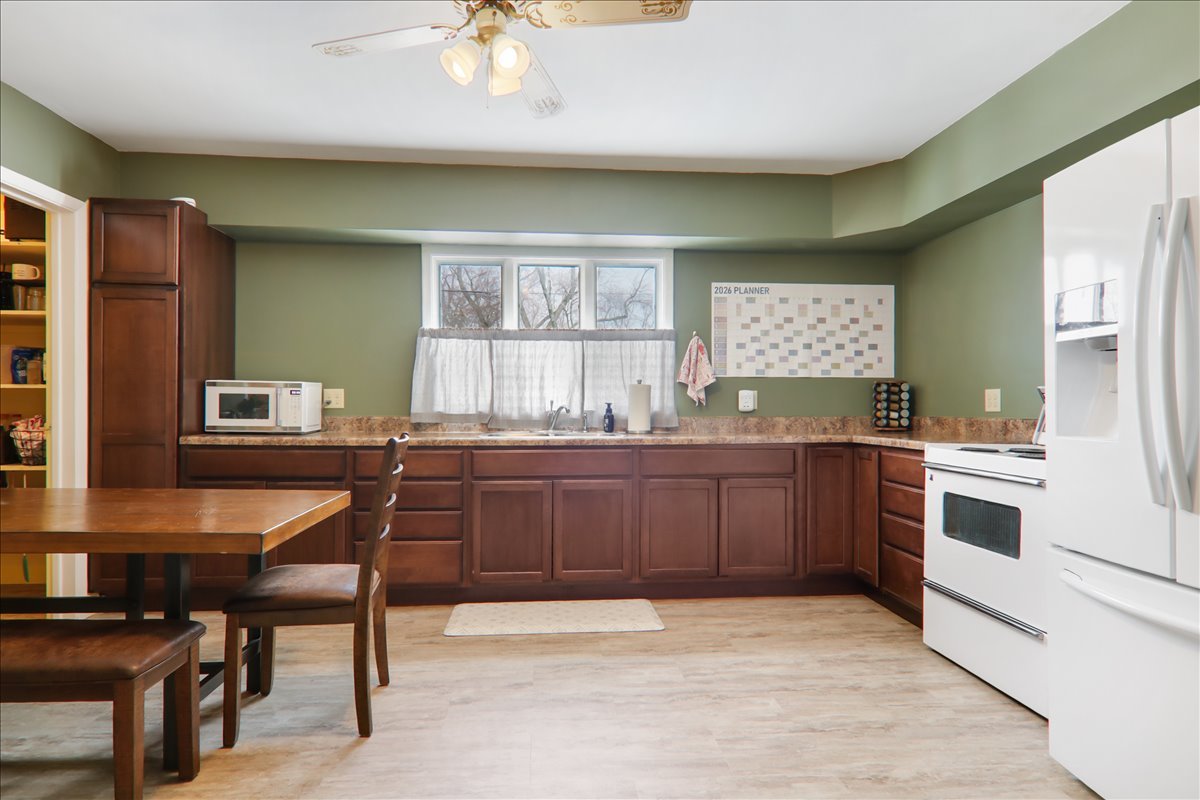 1310 N Livingston Street, Bloomington, IL 61701