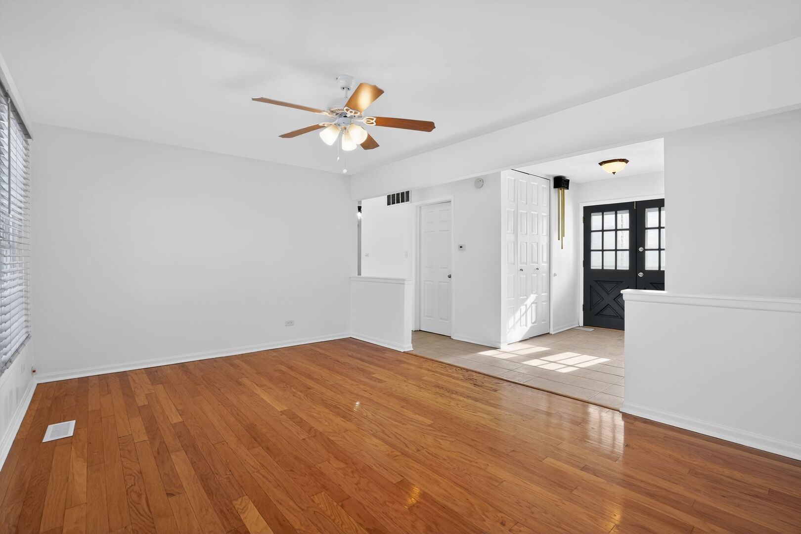 1345 Laurie Lane, Hanover Park, IL 60133