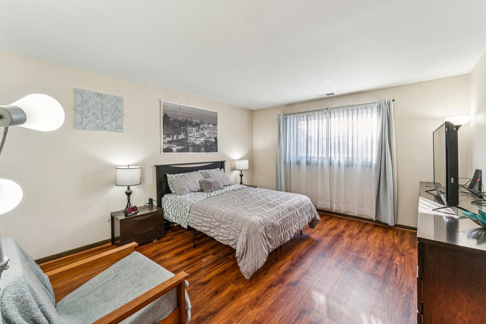 7632 W Lawrence Avenue #1B, Harwood Heights, IL 60706