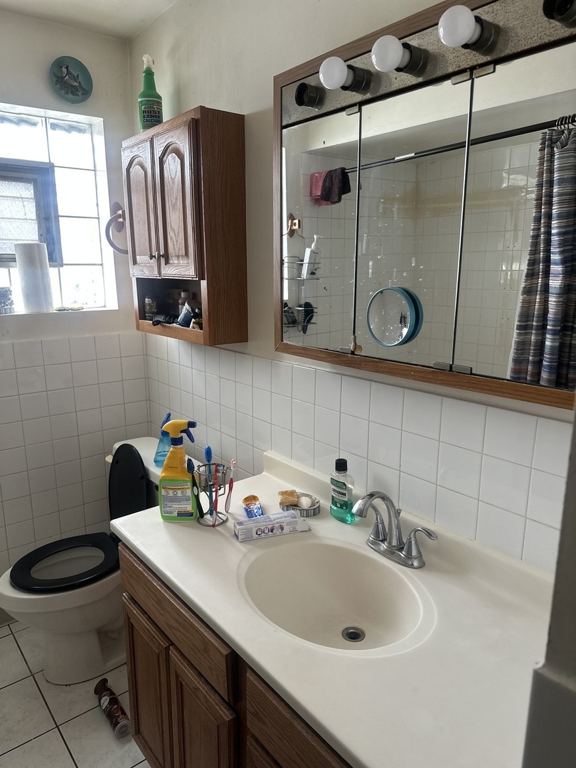 14440 Blackstone Avenue, Dolton, IL 60419