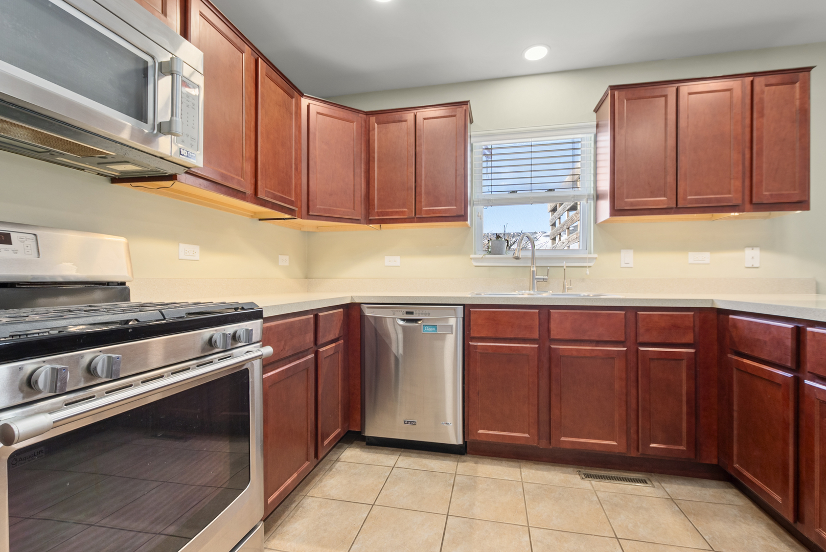 1506 Saddle Run Lane, Beecher, IL 60401