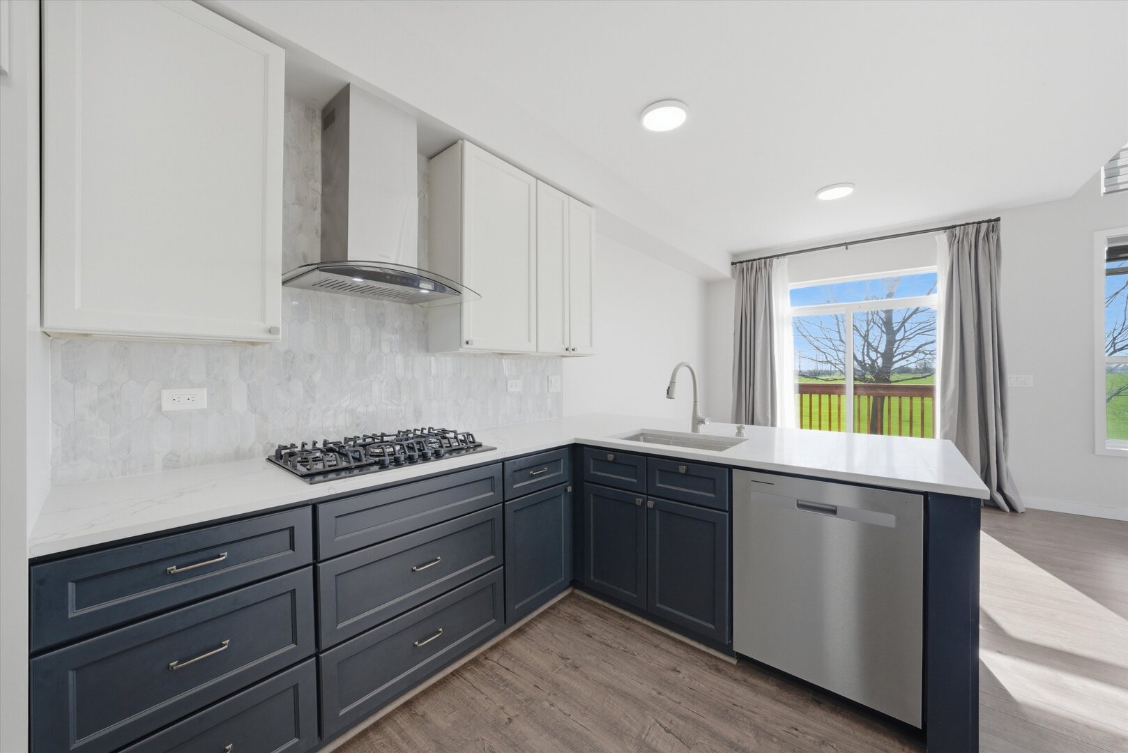 178 Malibu Drive, Romeoville, IL 60446