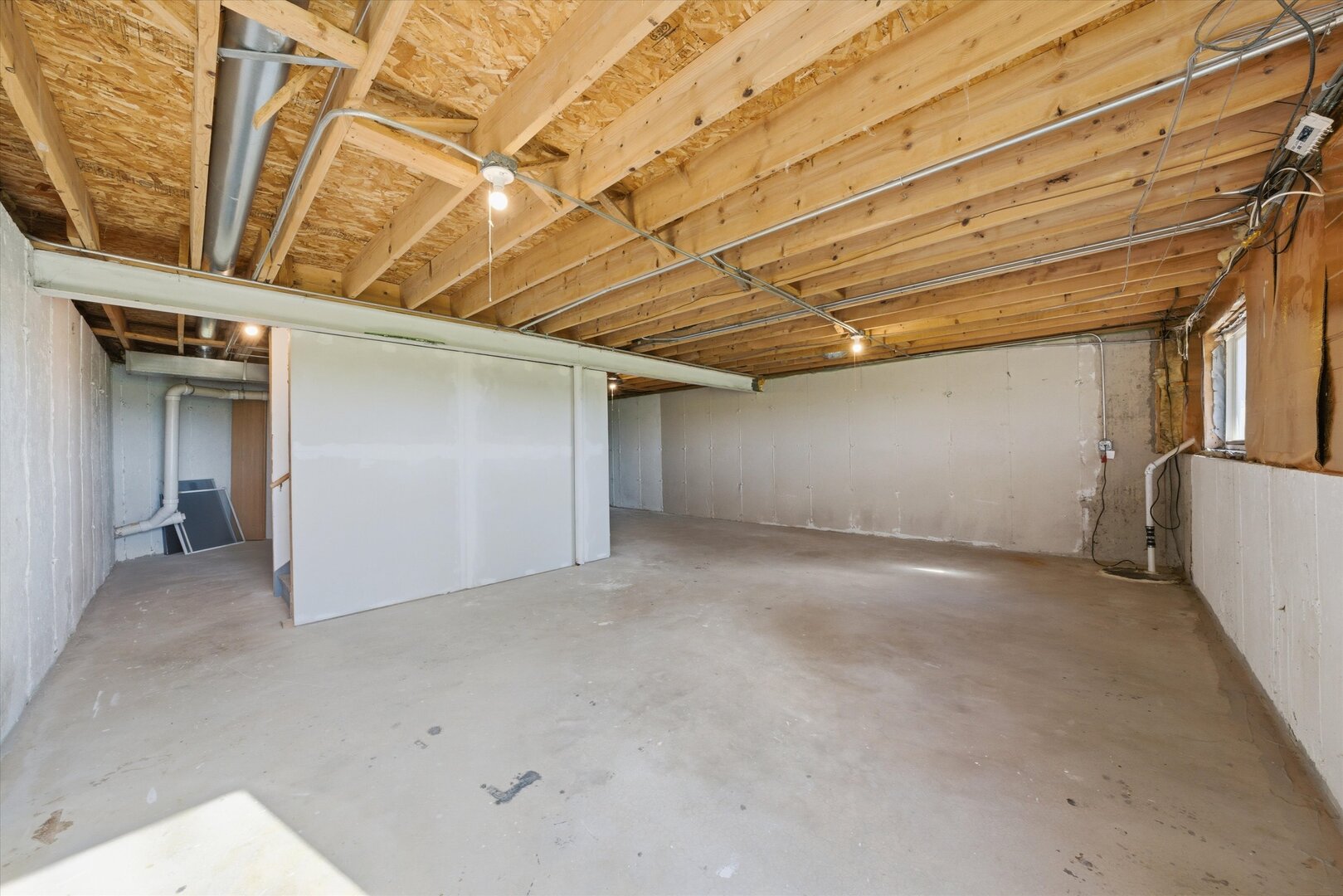 178 Malibu Drive, Romeoville, IL 60446