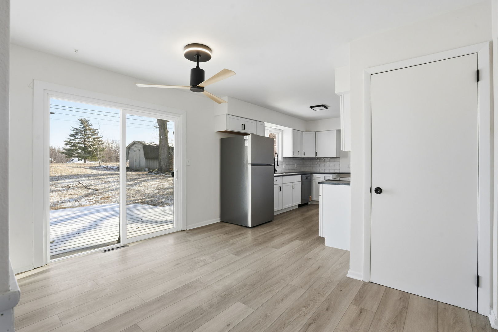 1237 Hilltop Drive, Milan, IL 61264