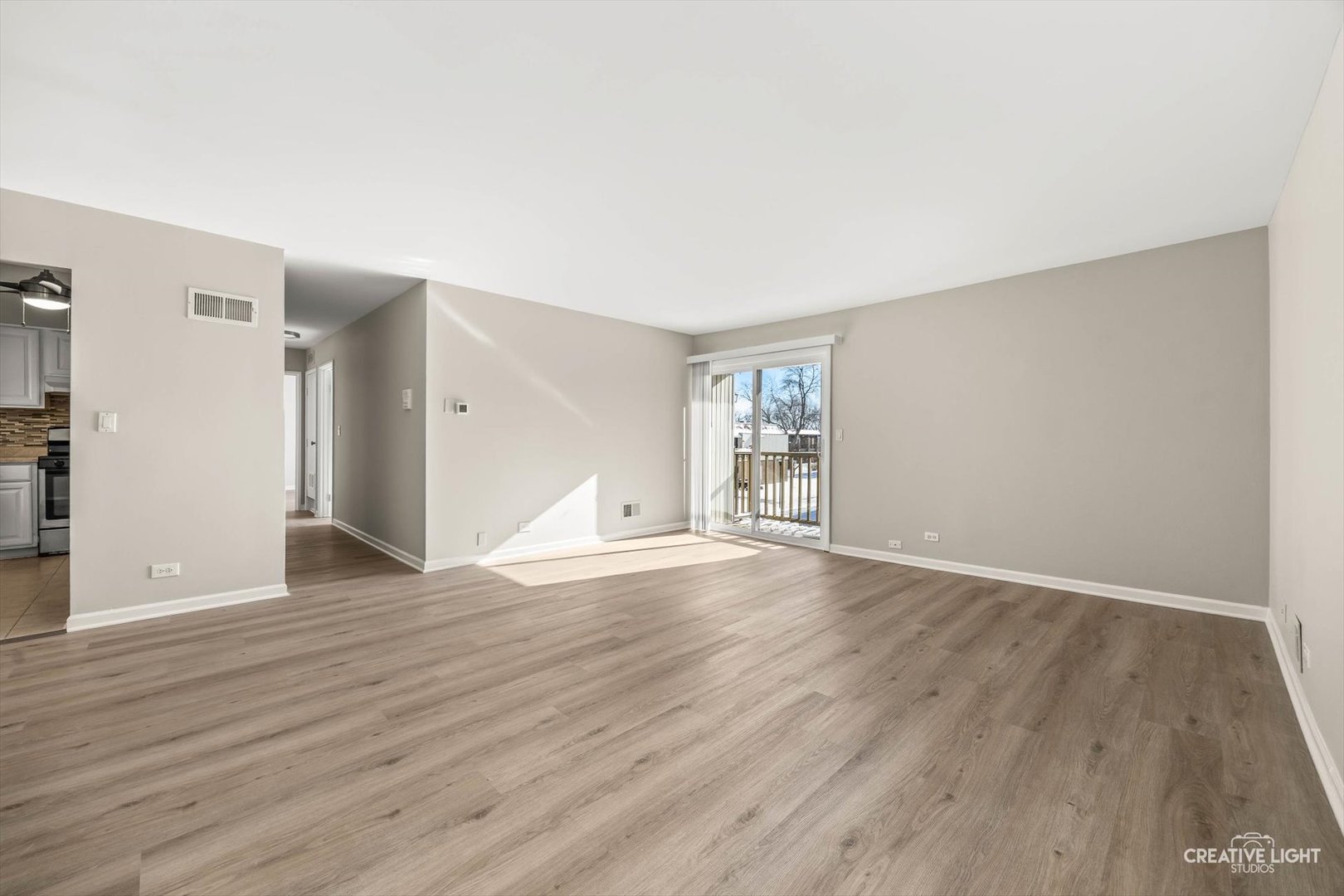 7323 Blackburn Avenue #203, Downers Grove, IL 60516